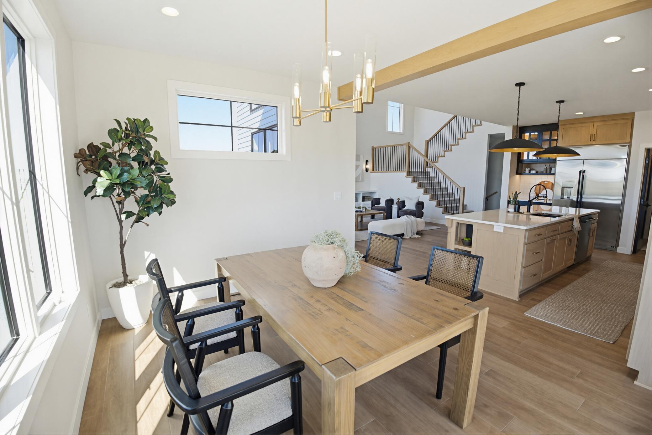 2026 single family home for sale at 6520 Selkirk Drive S in Fargo, ND — 6 bed, 5 bath (photo 18 of 70)