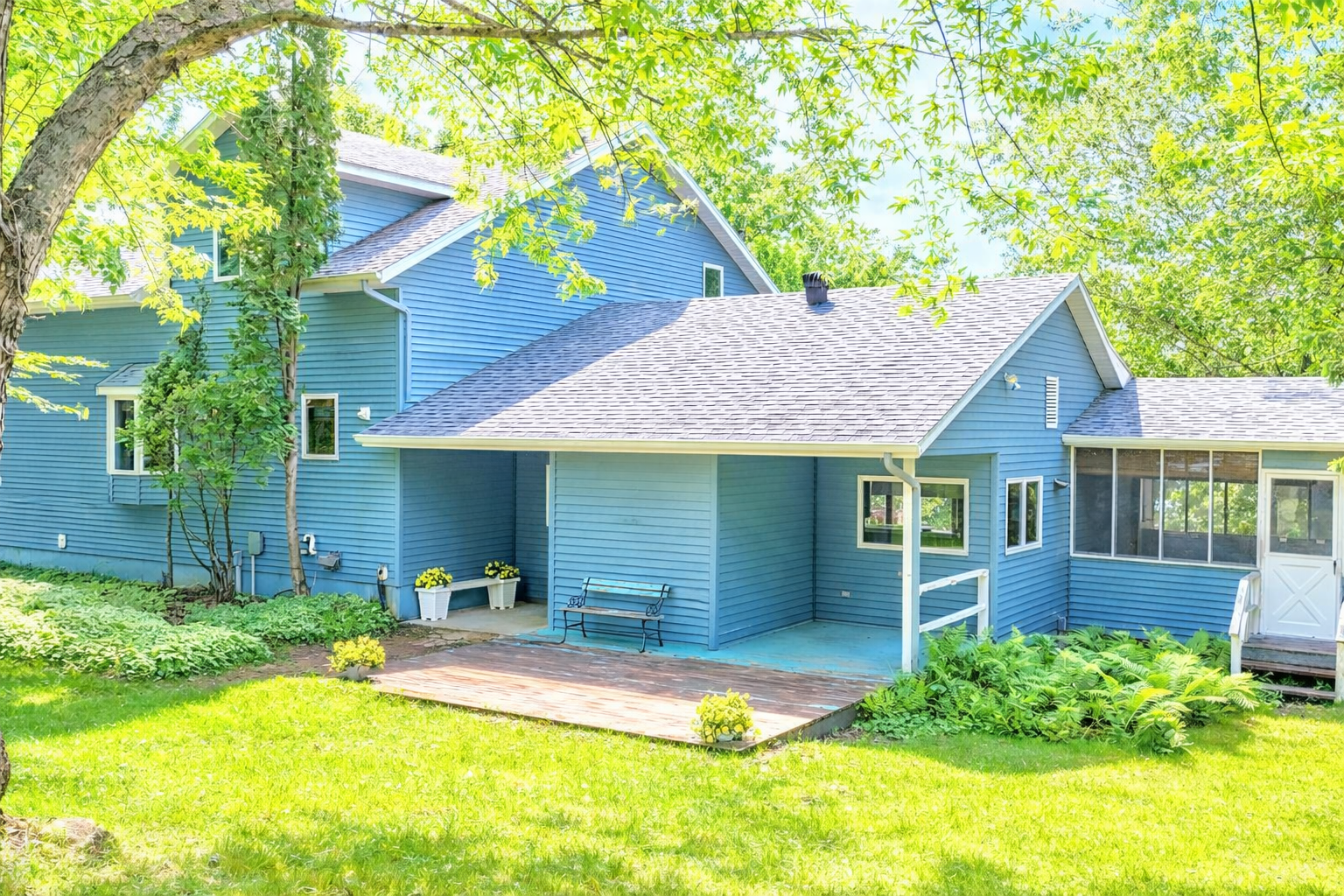 1936 single family home for sale at 39130 Notebloom Lane in Waubun, MN — 4 bed, 3 bath (photo 3 of 49)