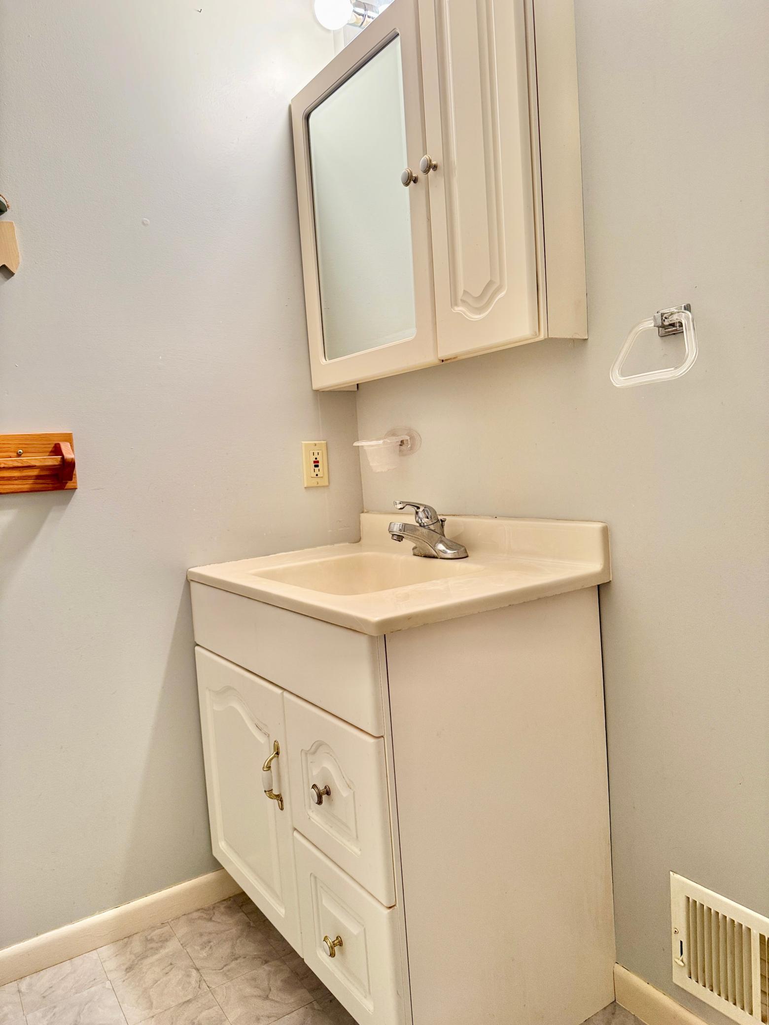 1936 single family home for sale at 39130 Notebloom Lane in Waubun, MN — 4 bed, 3 bath (photo 27 of 49)