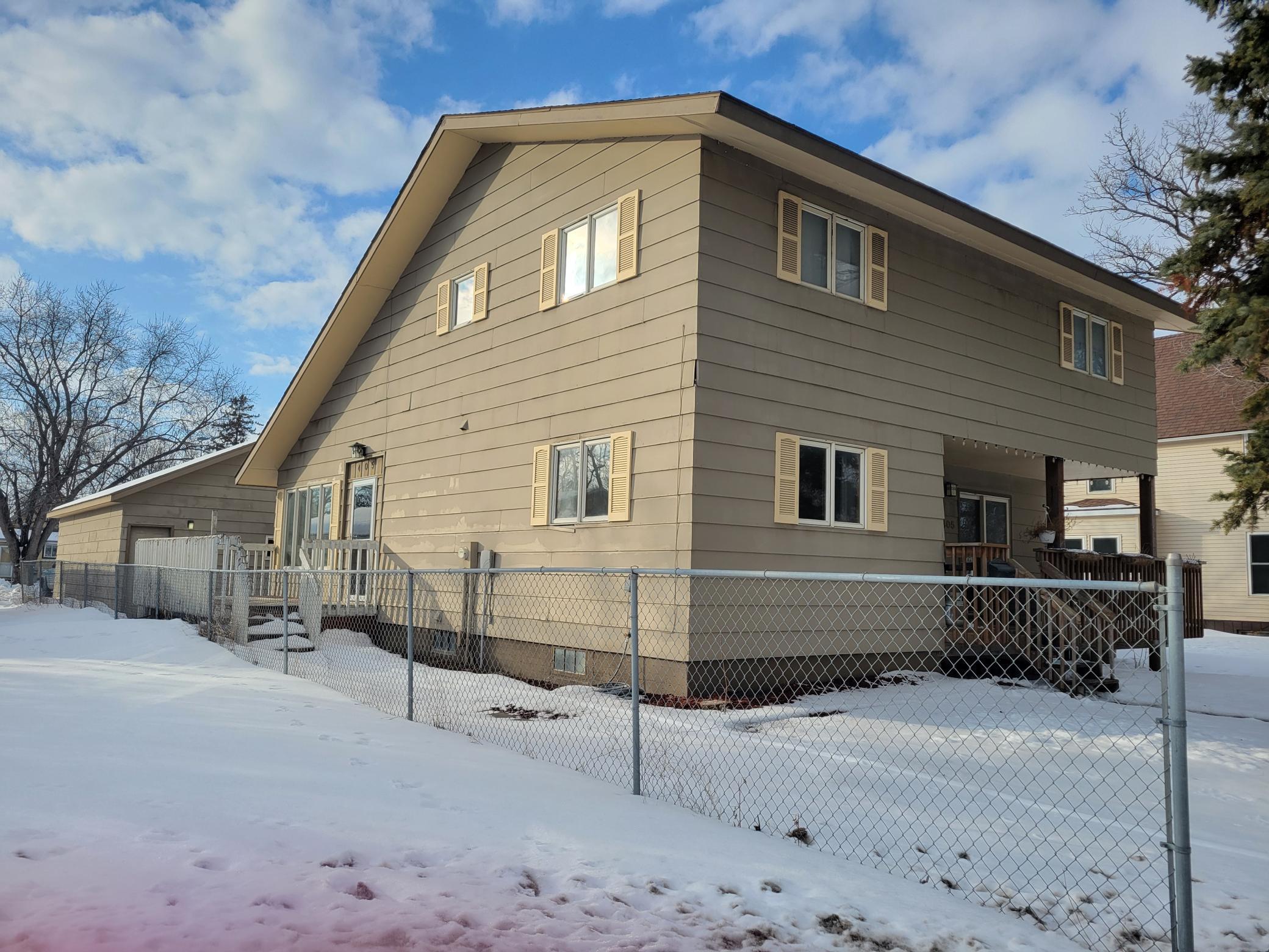 1930 single family home for sale at 405 Riverside Avenue S in Thief River Falls, MN — 4 bed, 2 bath