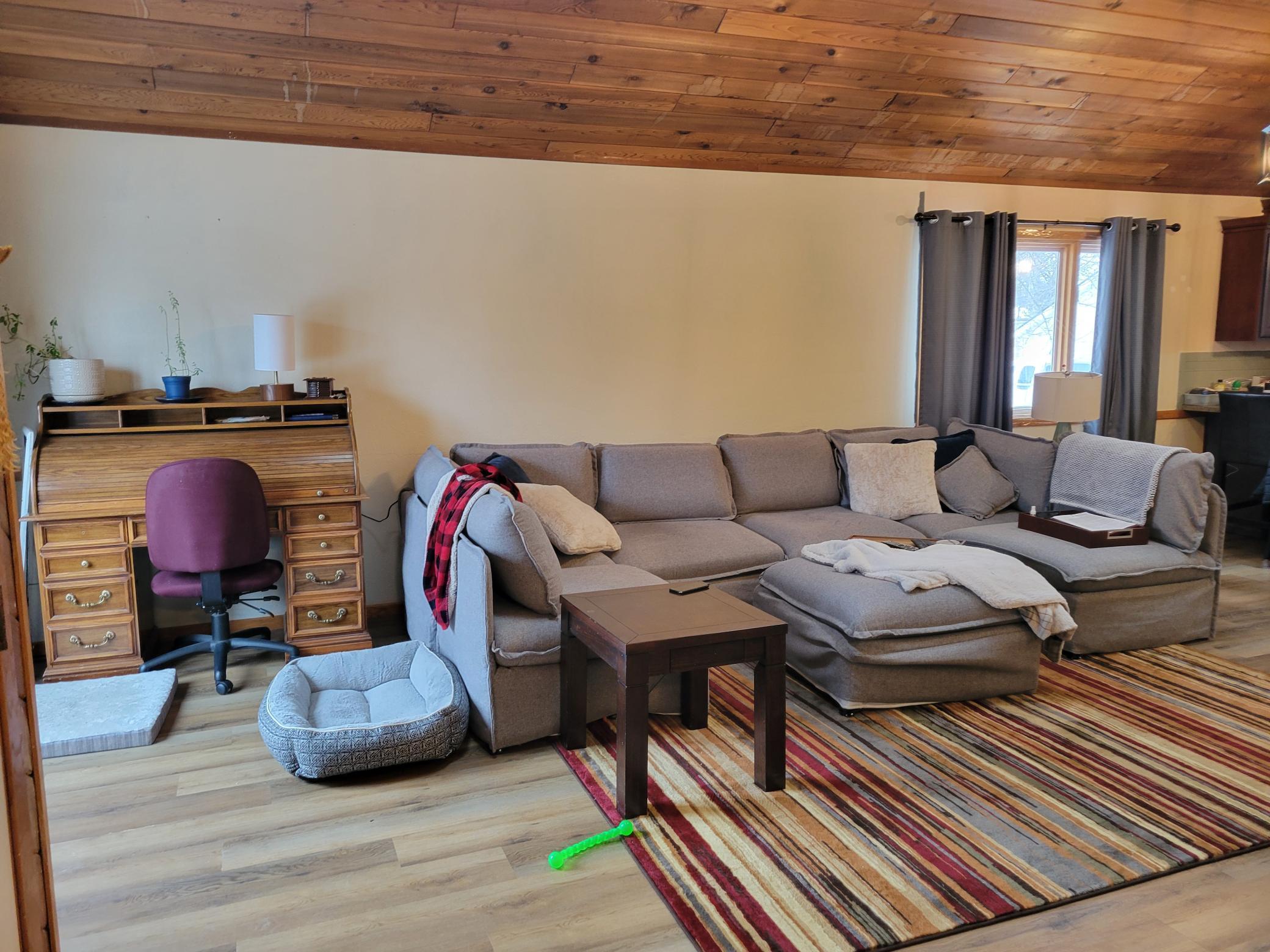 1930 single family home for sale at 405 Riverside Avenue S in Thief River Falls, MN — 4 bed, 2 bath (photo 6 of 31)