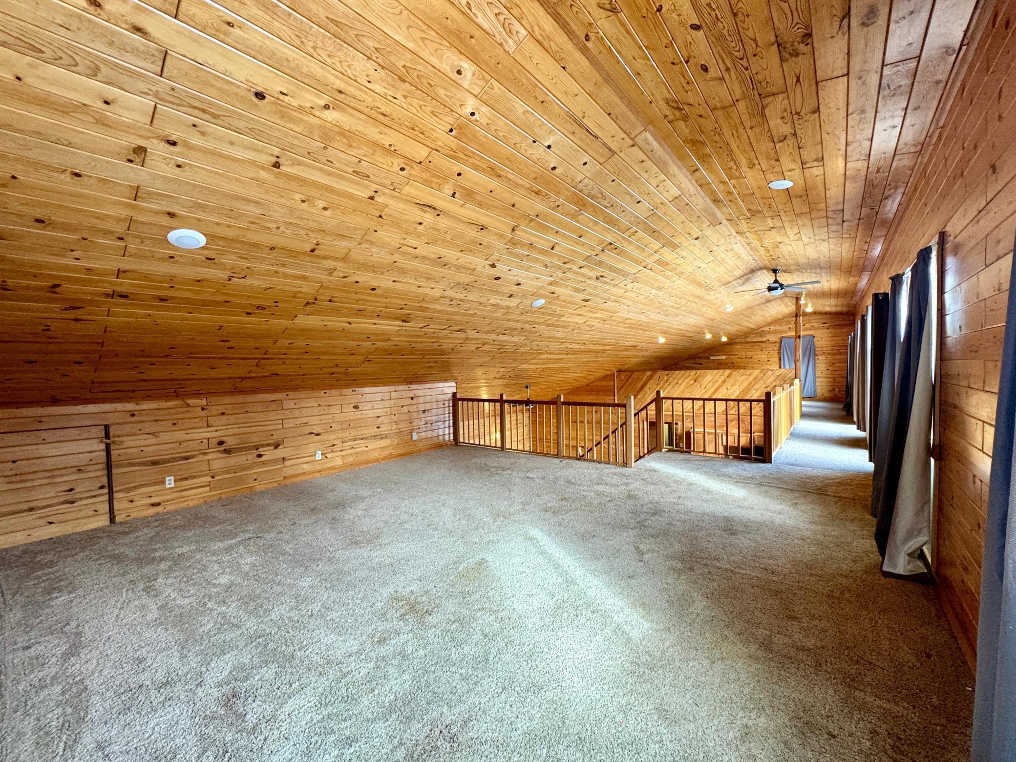 2003 single family home for sale at 56483 350th Street in Warroad, MN — 4 bed, 2 bath (photo 22 of 32)