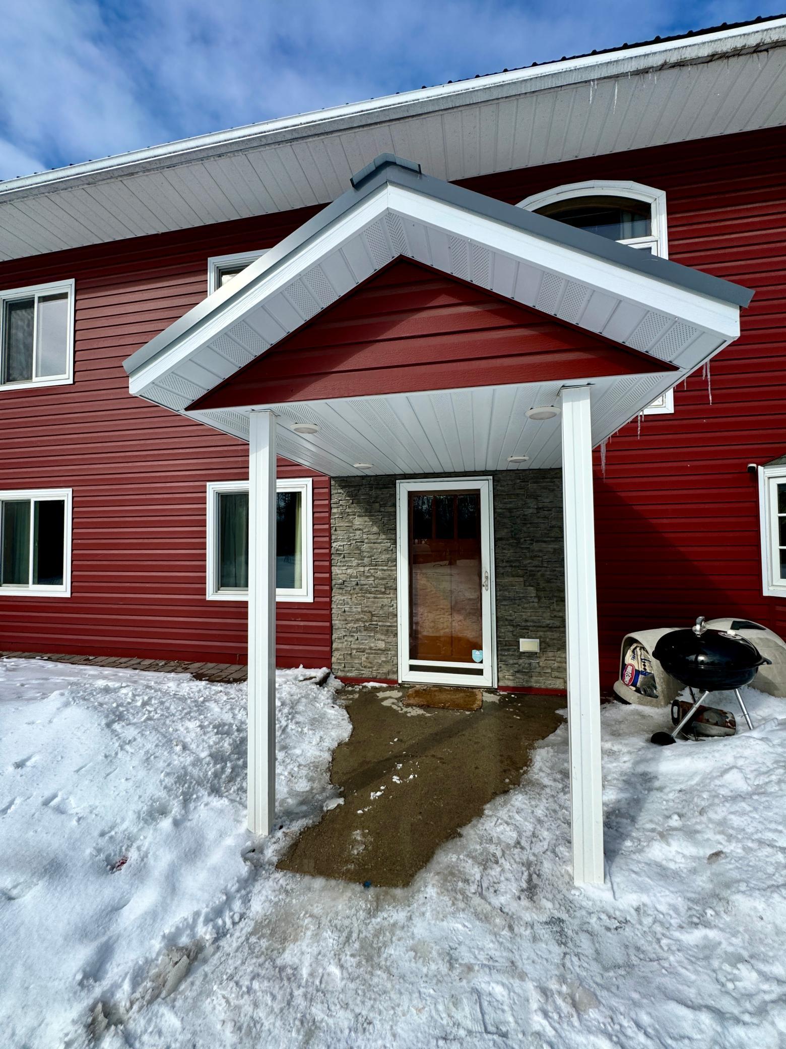 2003 single family home for sale at 56483 350th Street in Warroad, MN — 4 bed, 2 bath (photo 30 of 32)