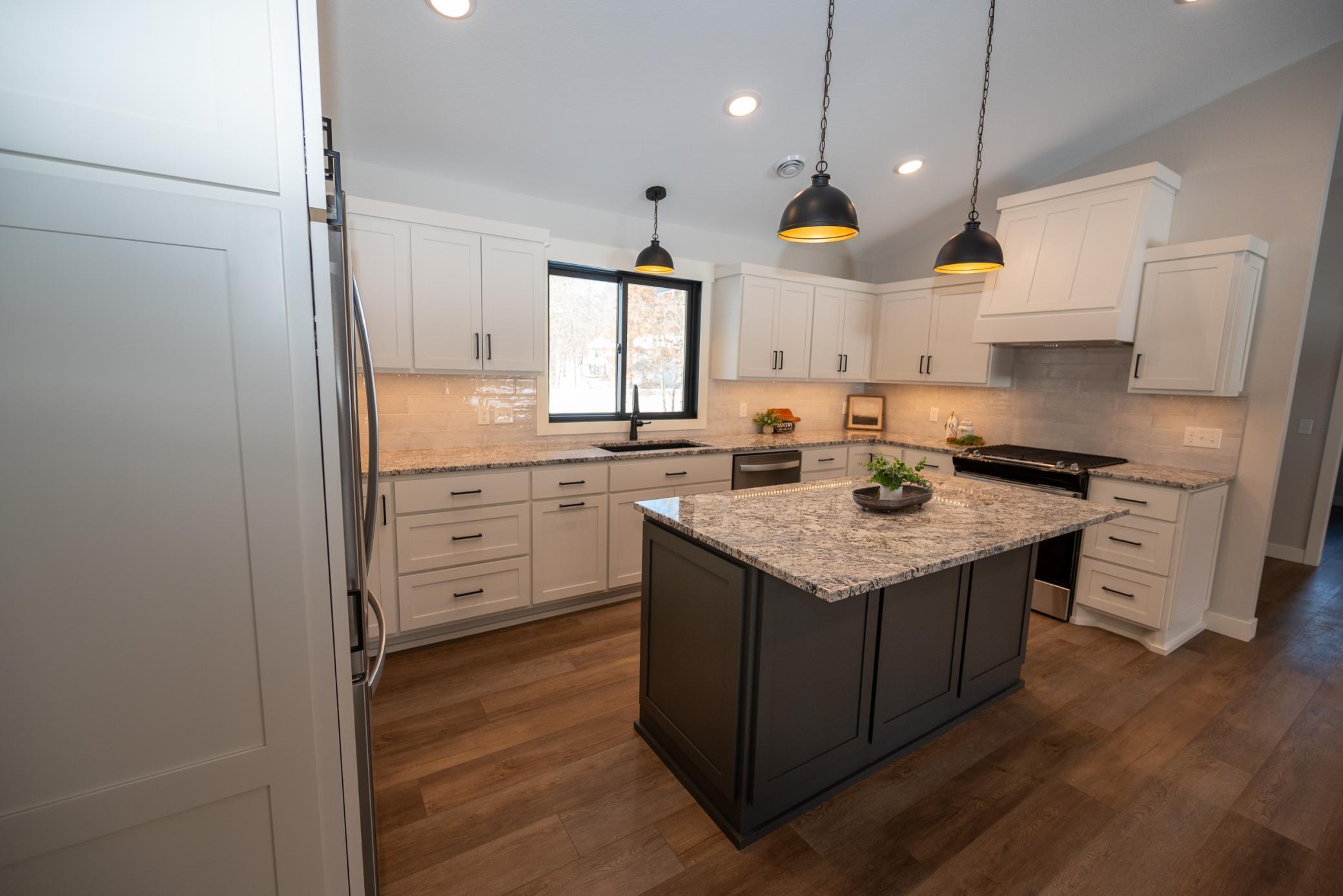 2025 single family home for sale at 29838 Ranchette Drive in Breezy Point, MN — 3 bed, 2 bath (photo 11 of 22)