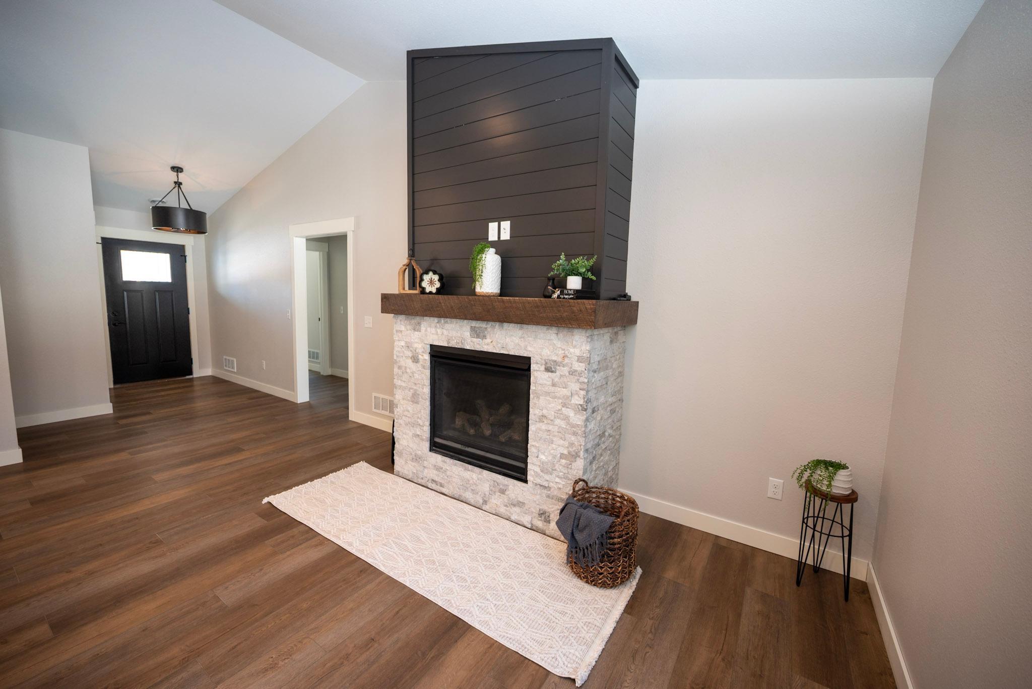 2025 single family home for sale at 29838 Ranchette Drive in Breezy Point, MN — 3 bed, 2 bath (photo 13 of 22)