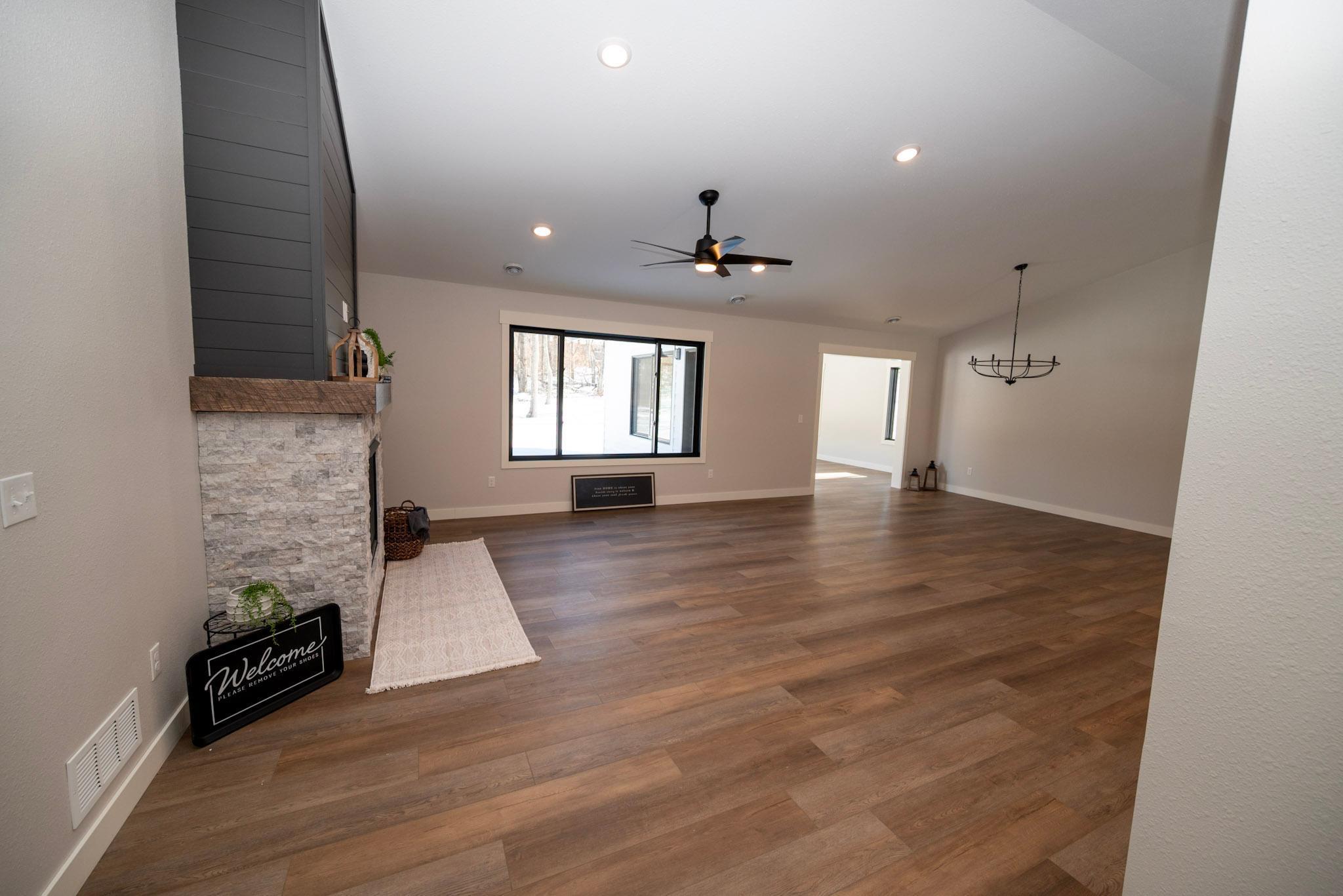 2025 single family home for sale at 29838 Ranchette Drive in Breezy Point, MN — 3 bed, 2 bath (photo 14 of 22)