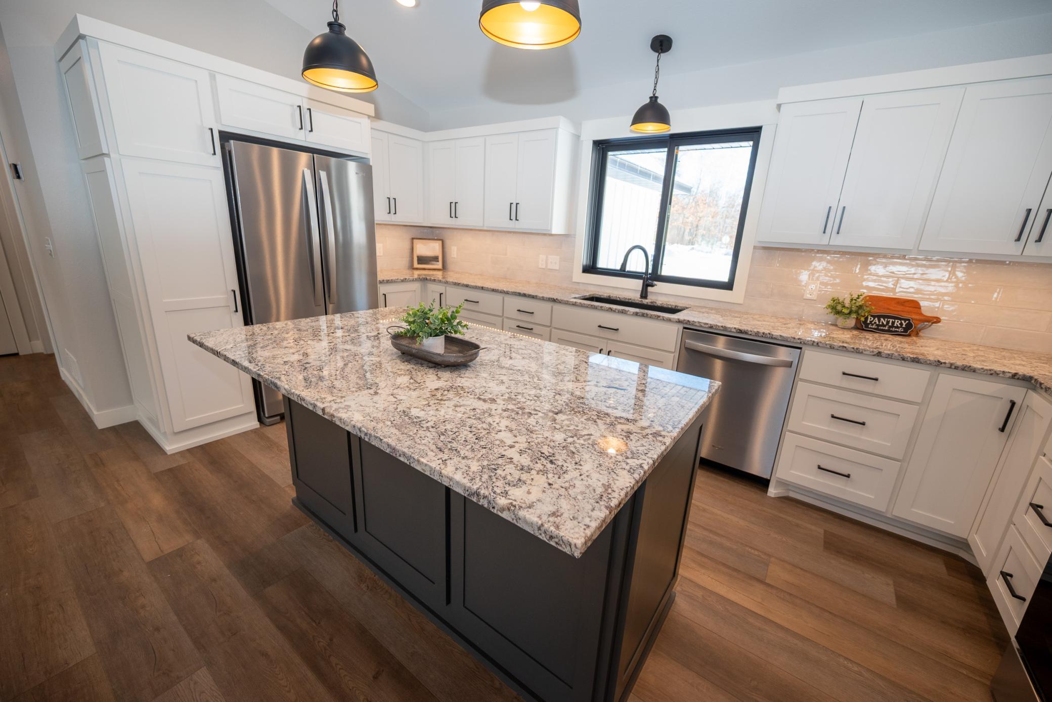 2025 single family home for sale at 29838 Ranchette Drive in Breezy Point, MN — 3 bed, 2 bath (photo 3 of 22)