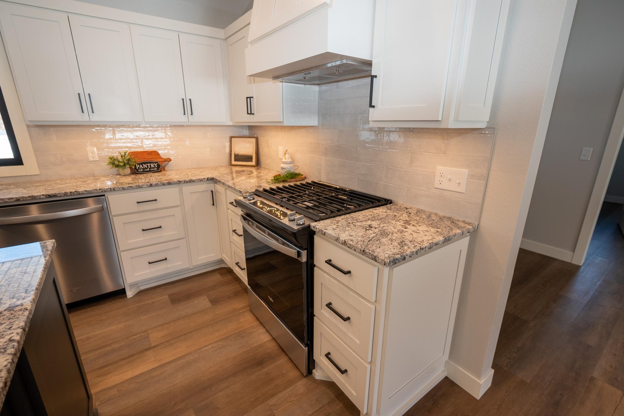 2025 single family home for sale at 29838 Ranchette Drive in Breezy Point, MN — 3 bed, 2 bath (photo 4 of 22)
