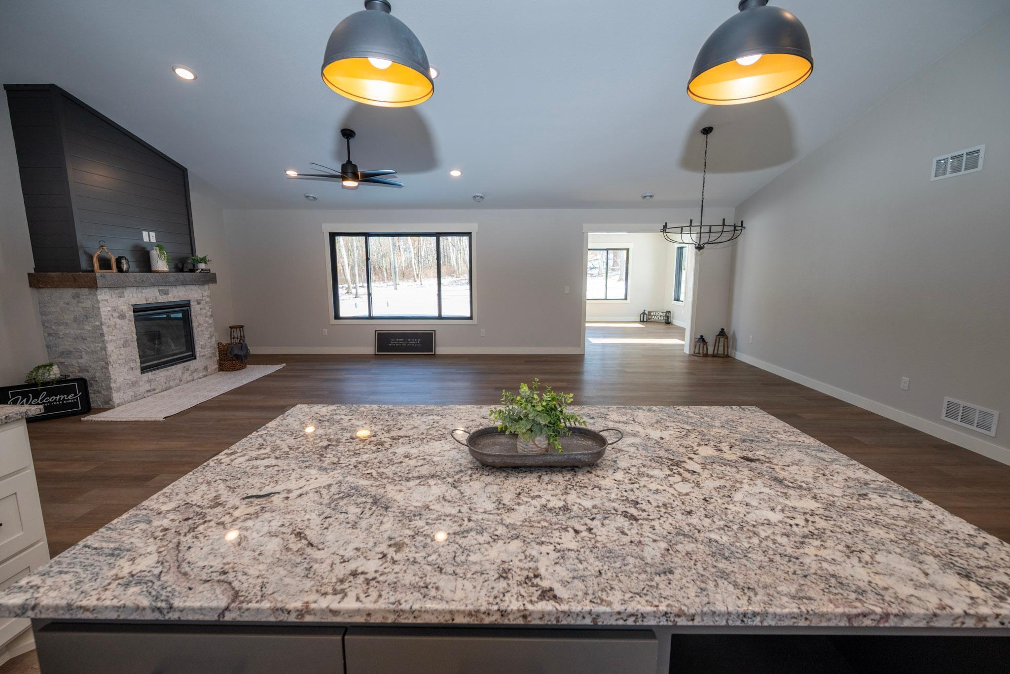 2025 single family home for sale at 29838 Ranchette Drive in Breezy Point, MN — 3 bed, 2 bath (photo 10 of 22)