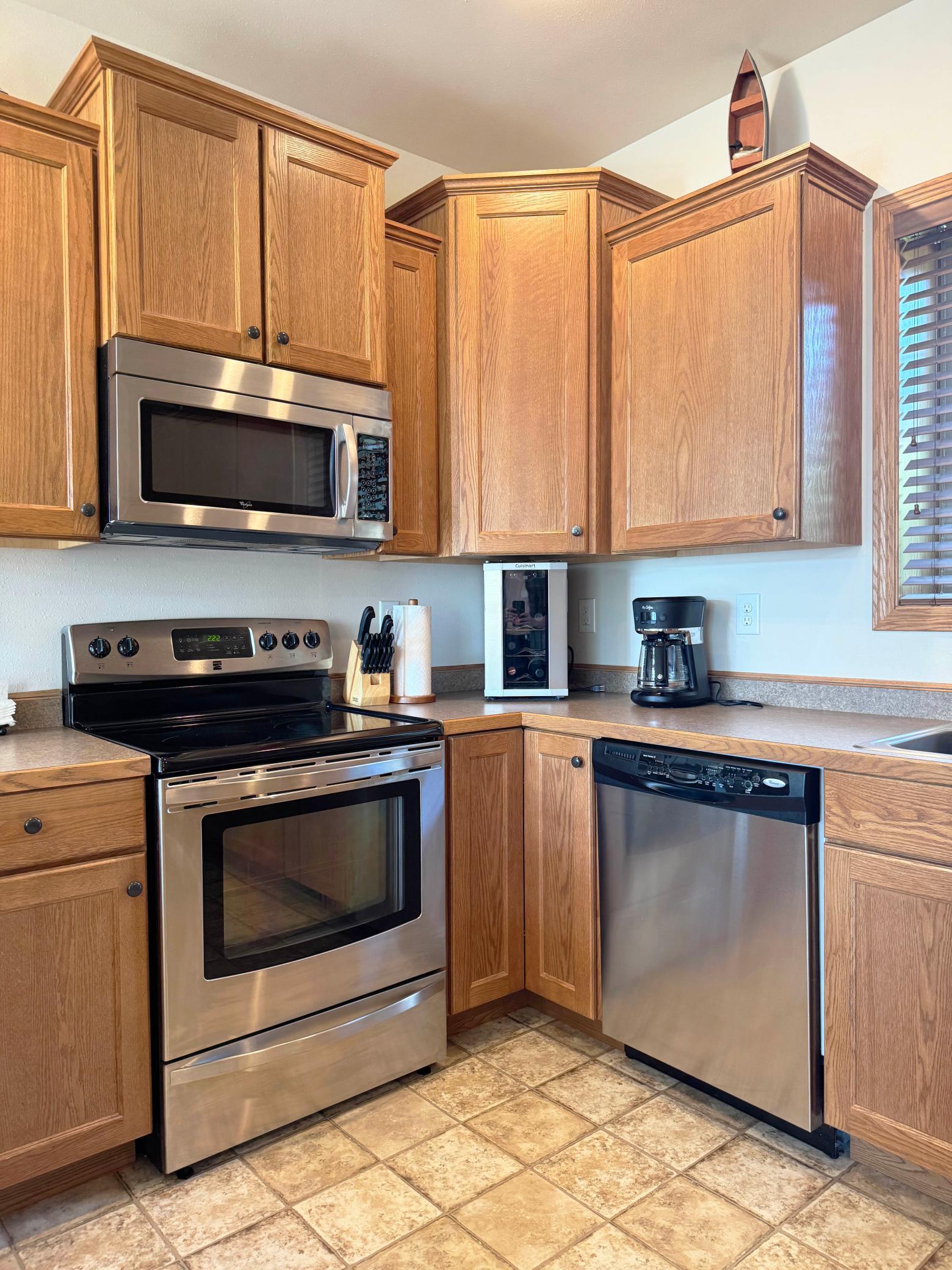 2011 single family home for sale at 44205 Conifer Street in Aitkin, MN — 4 bed, 4 bath (photo 13 of 80)