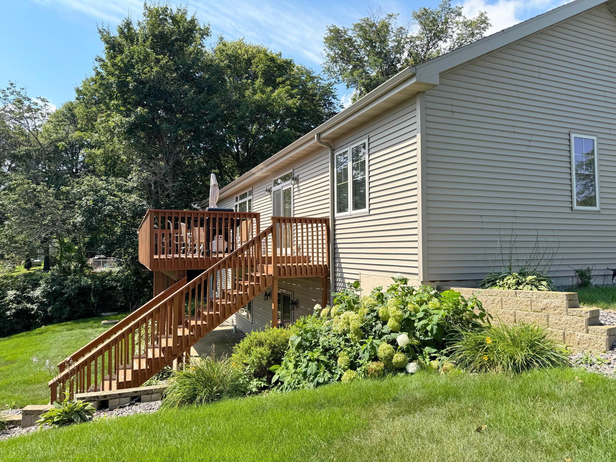 2011 single family home for sale at 44205 Conifer Street in Aitkin, MN — 4 bed, 4 bath (photo 4 of 80)
