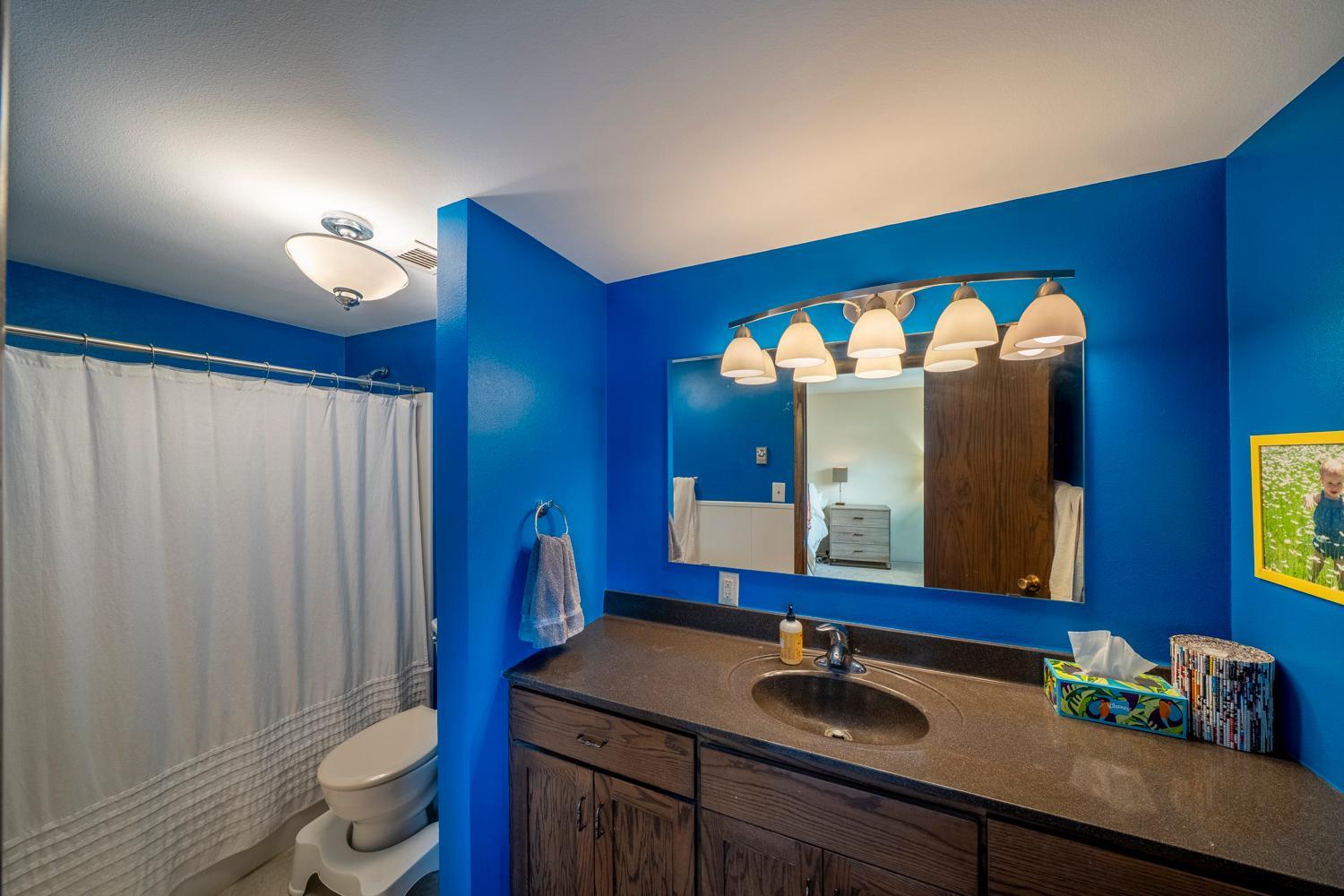 1972 condo for sale at 315 Park Lake Boulevard, Unit 314 in Detroit Lakes, MN — 2 bed, 2 bath (photo 14 of 31)