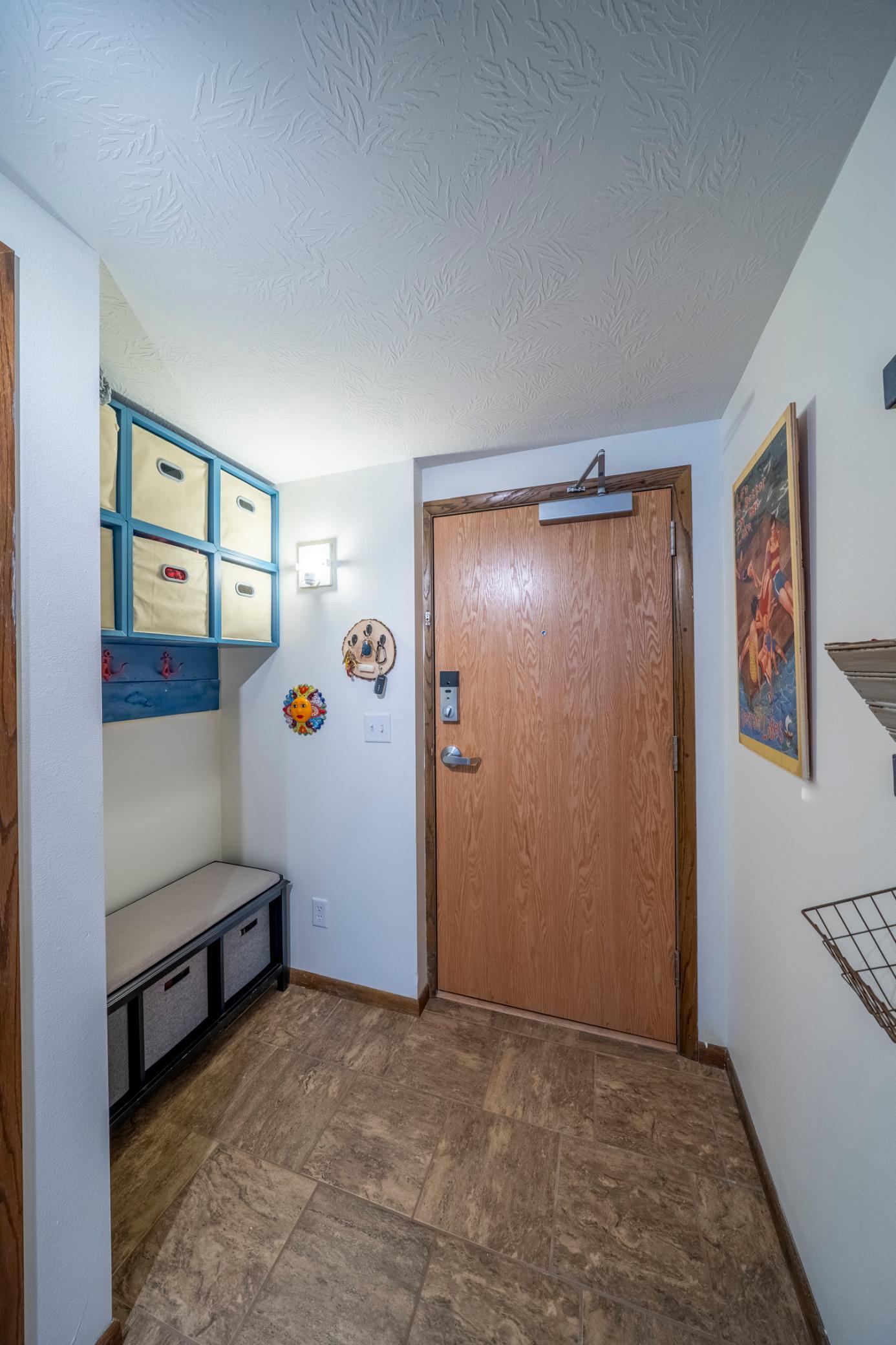 1972 condo for sale at 315 Park Lake Boulevard, Unit 314 in Detroit Lakes, MN — 2 bed, 2 bath (photo 15 of 31)