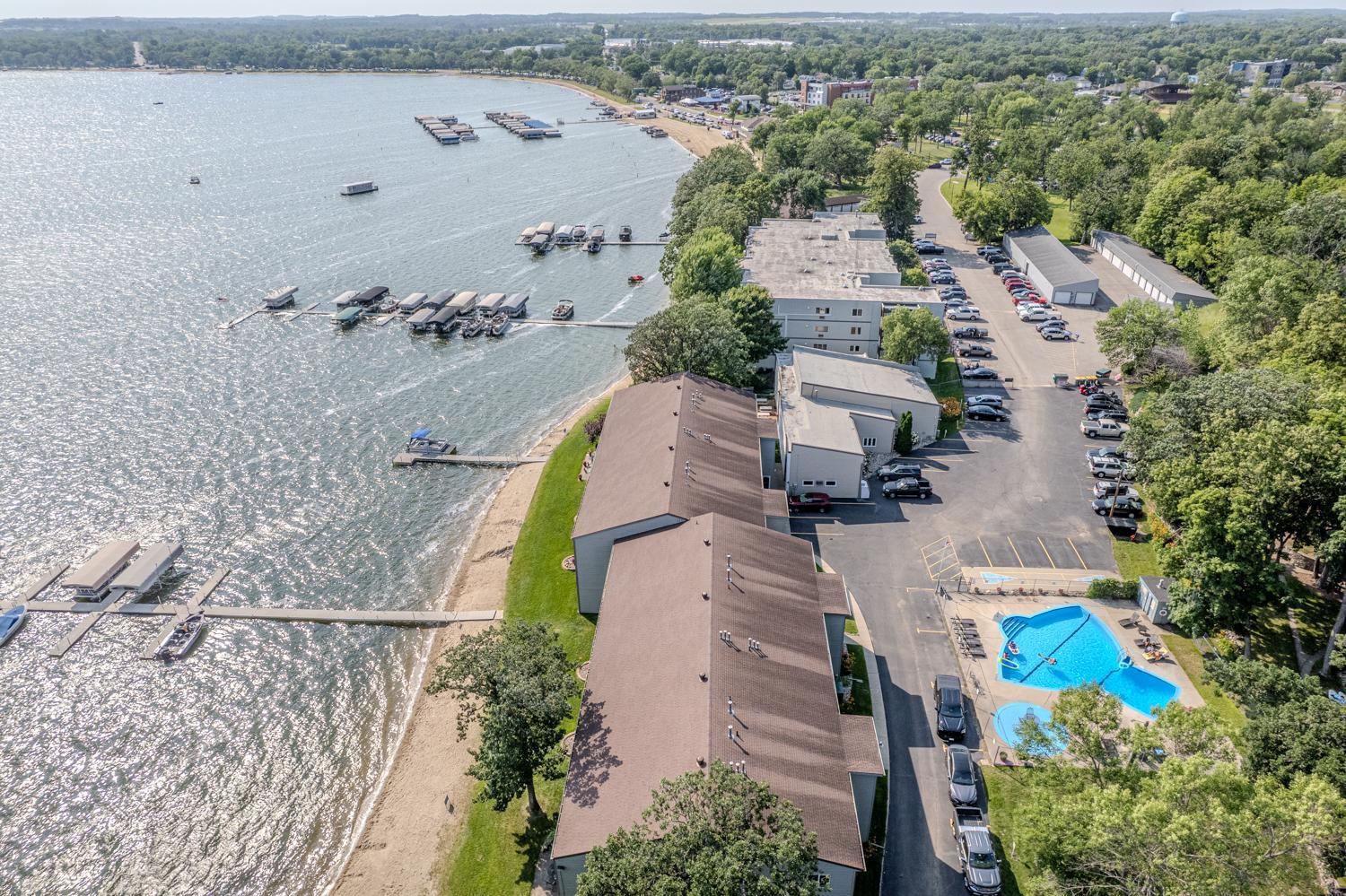 1972 condo for sale at 315 Park Lake Boulevard, Unit 314 in Detroit Lakes, MN — 2 bed, 2 bath (photo 17 of 31)