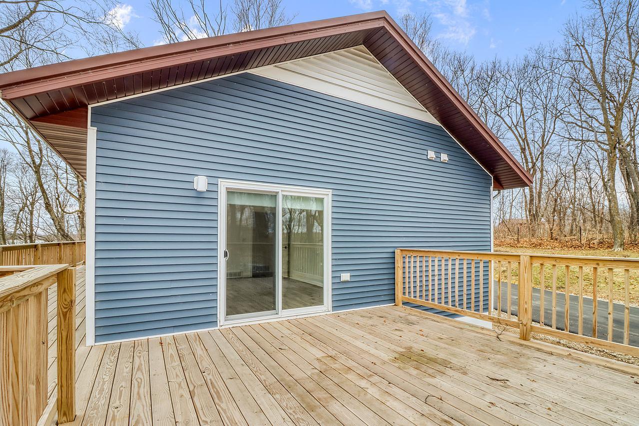 2022 single family home for sale at 31026 County Highway 4, Unit #11 in Vergas, MN — 3 bed, 4 bath (photo 10 of 55)