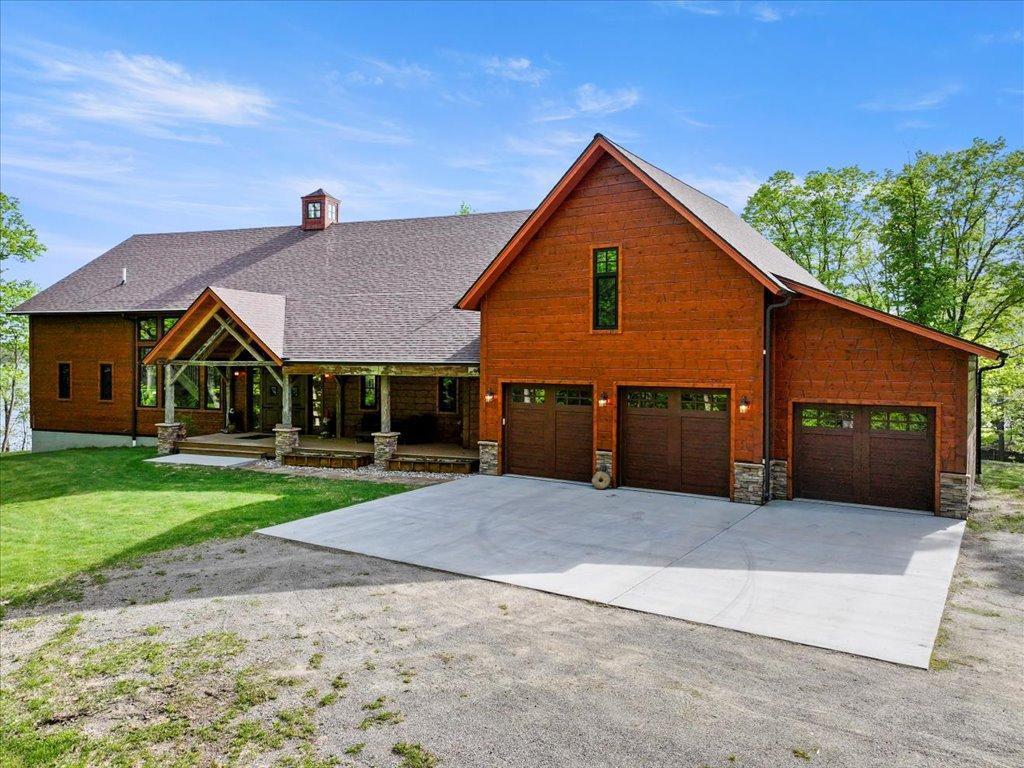 2021 single family home for sale at 66653 County Road 533 in Effie, MN — 4 bed, 4 bath (photo 2 of 53)