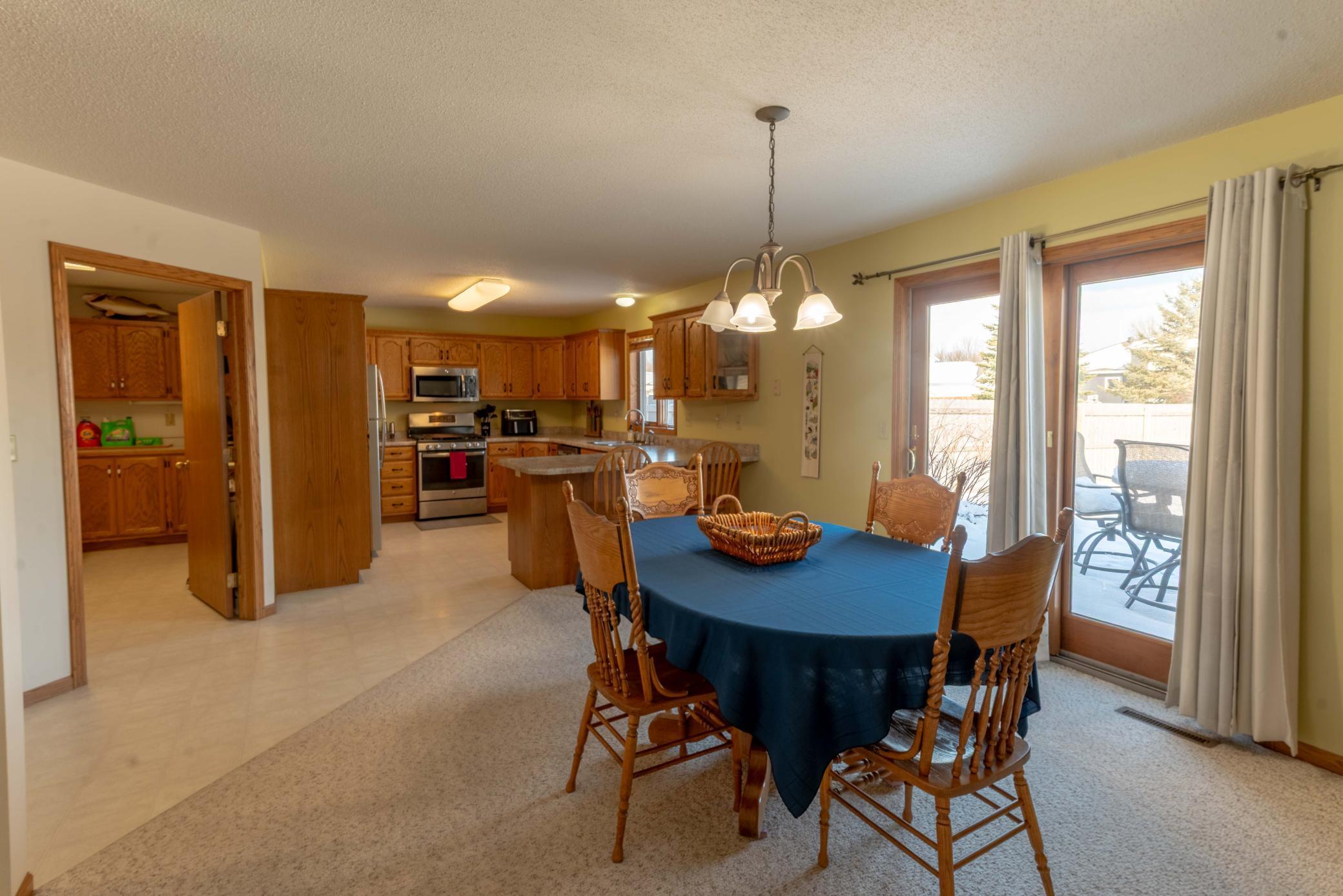 1002 9th Avenue SE, Barnesville MN 56514 - Photo 7 of 29