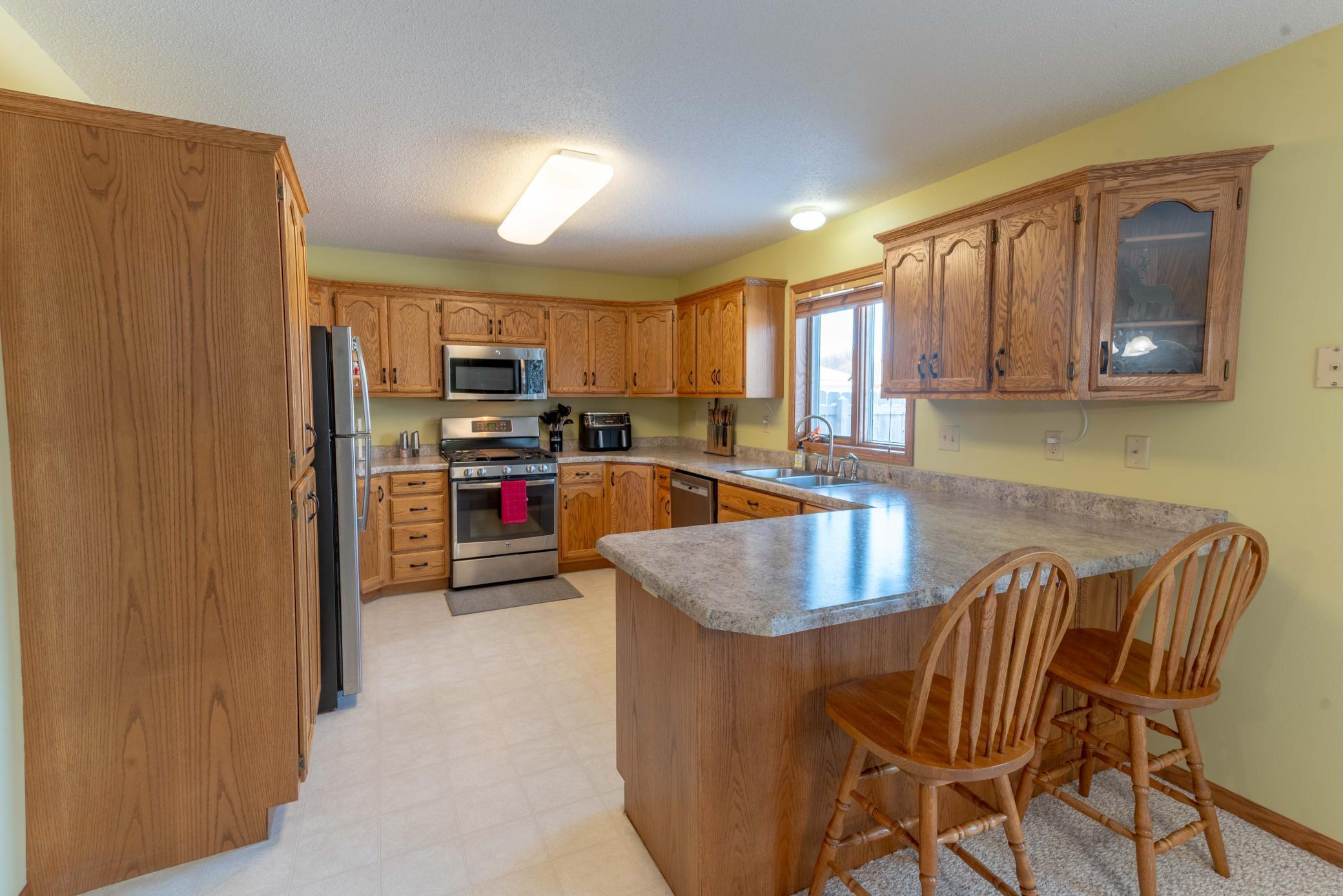 1002 9th Avenue SE, Barnesville MN 56514 - Photo 8 of 29