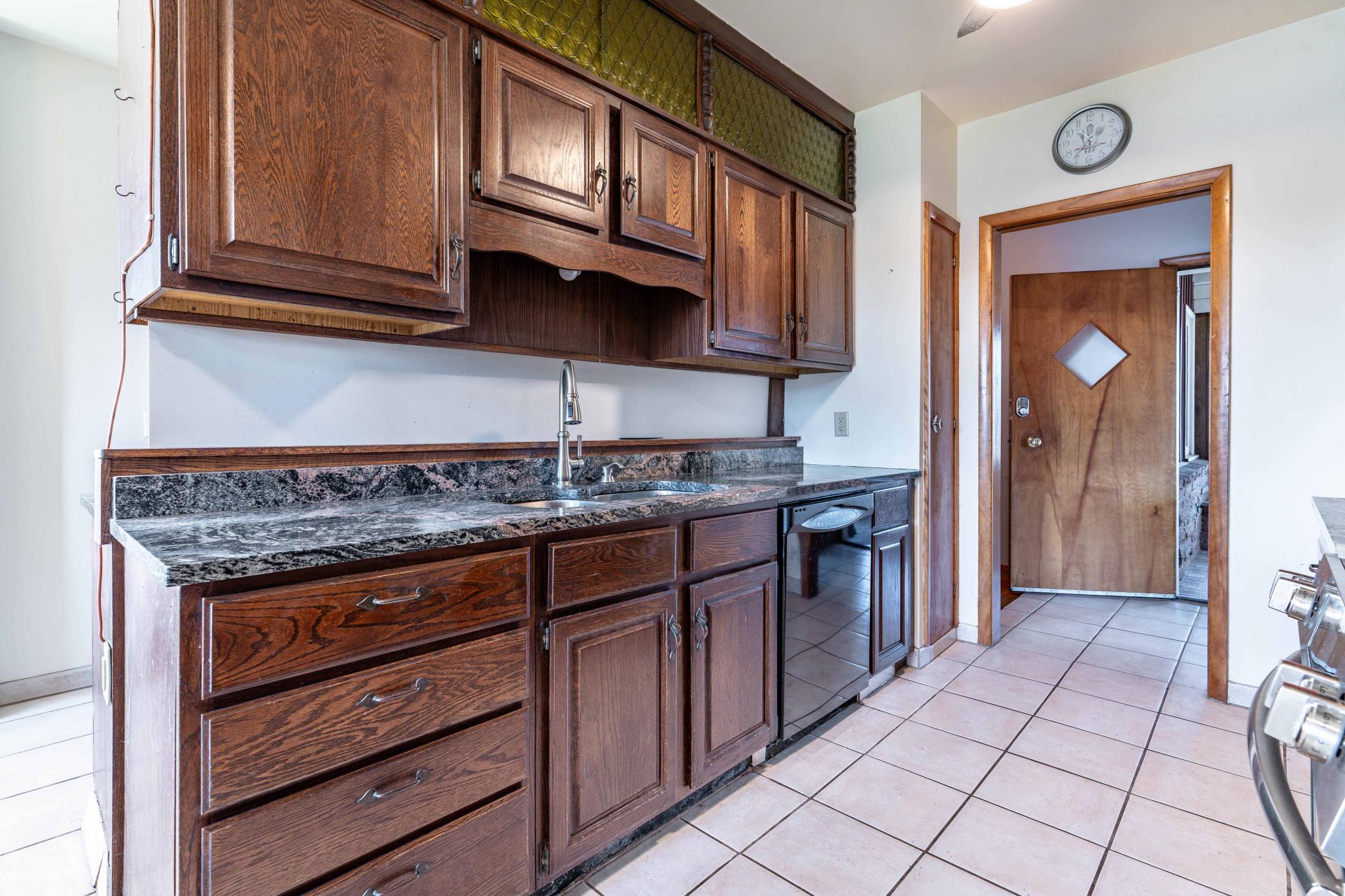 1015 11th Avenue S, Moorhead MN 56560 - Photo 16 of 63