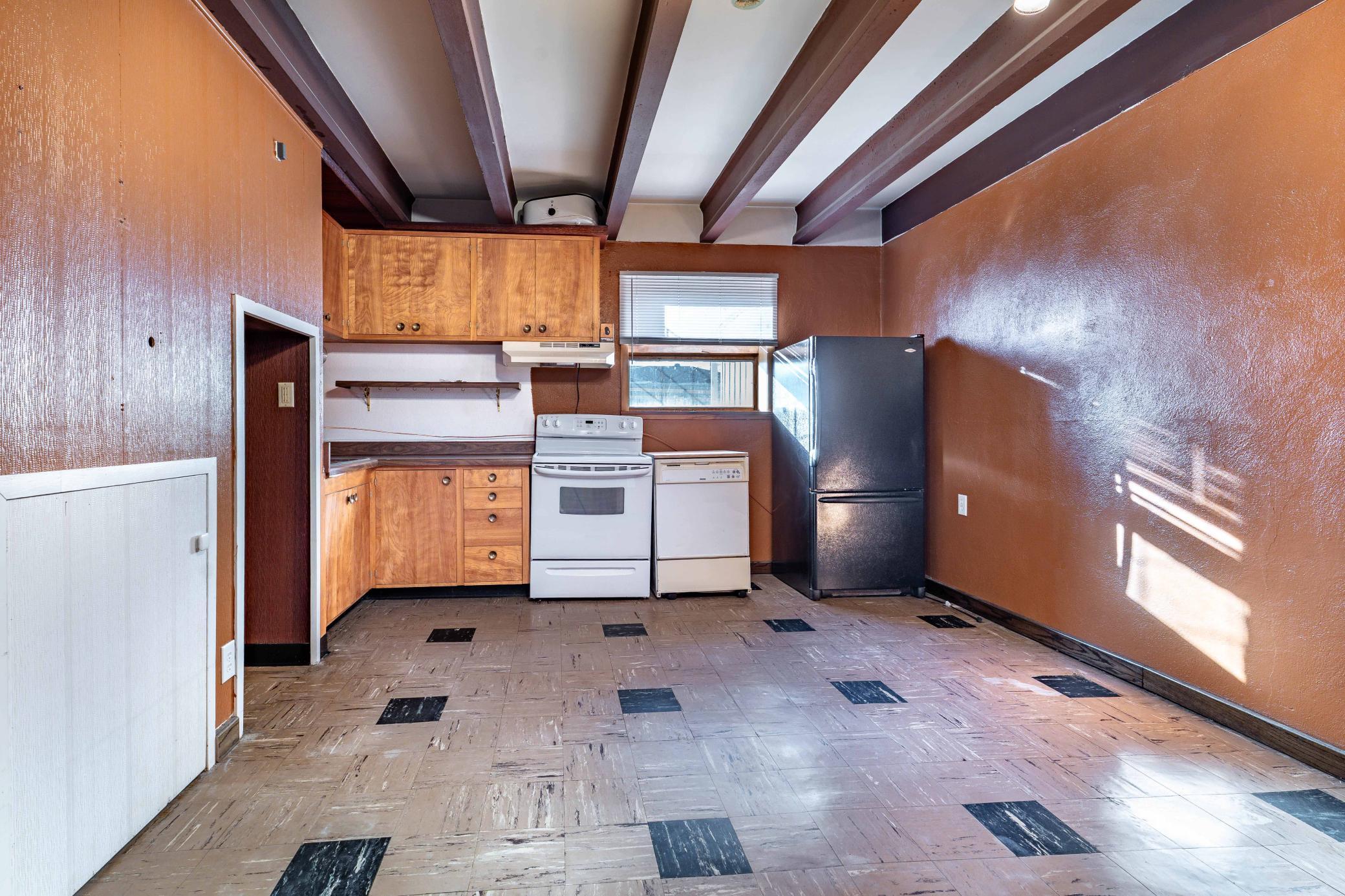 1015 11th Avenue S, Moorhead MN 56560 - Photo 39 of 63