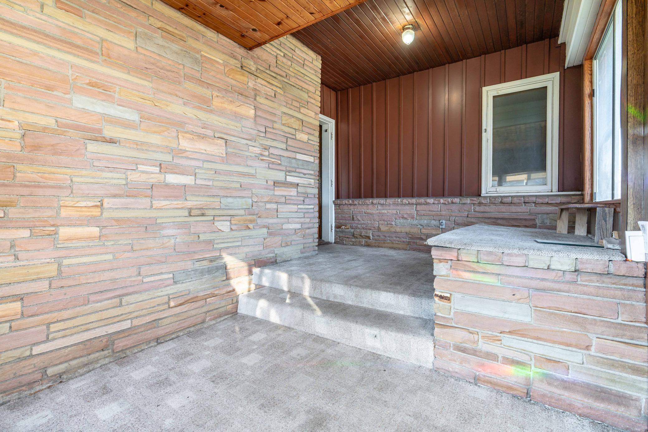 1015 11th Avenue S, Moorhead MN 56560 - Photo 7 of 63