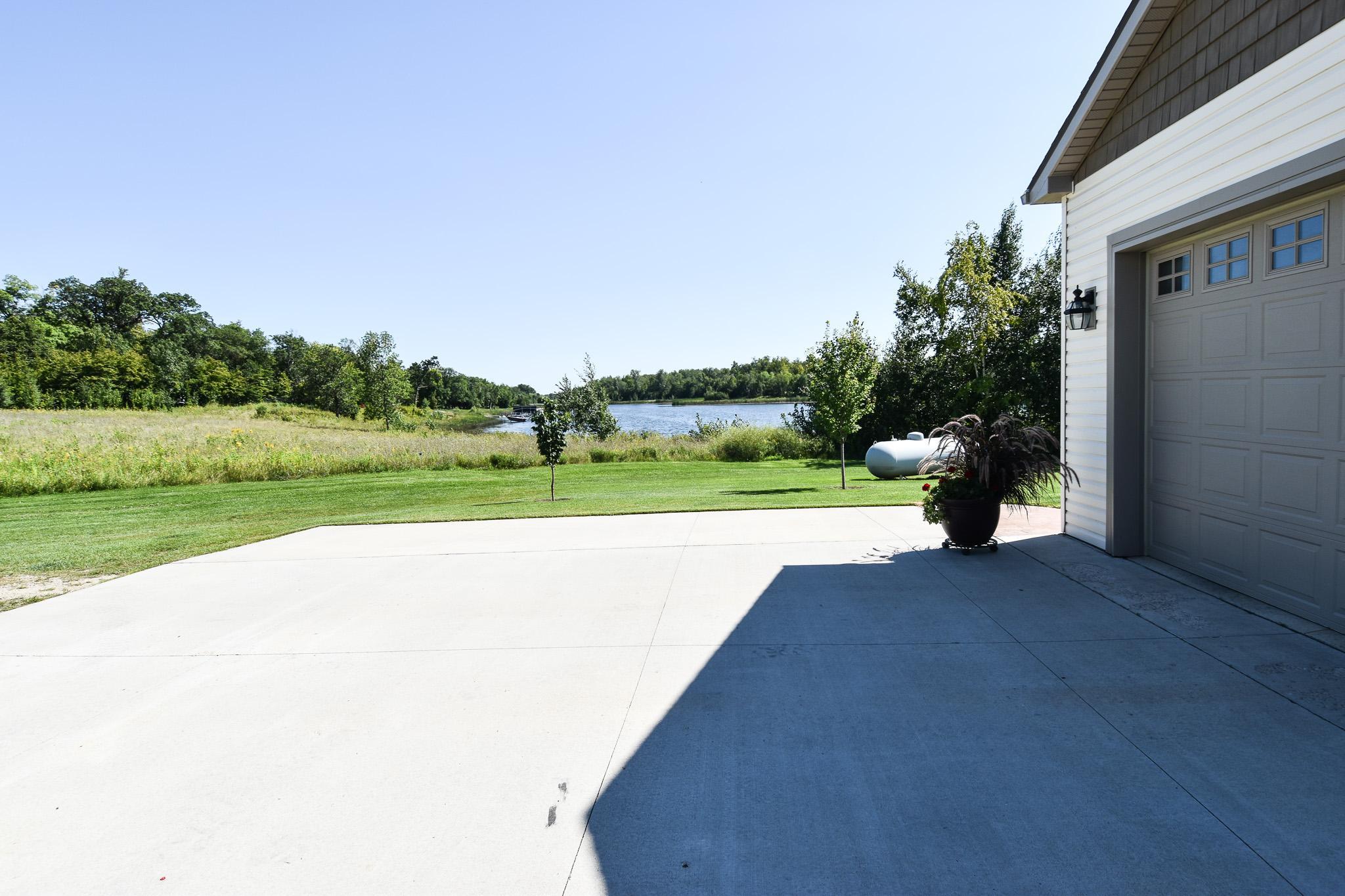 2017 single family home for sale at 39949 Sunset Shores Road SE in Erskine, MN — 3 bed, 2 bath (photo 15 of 37)