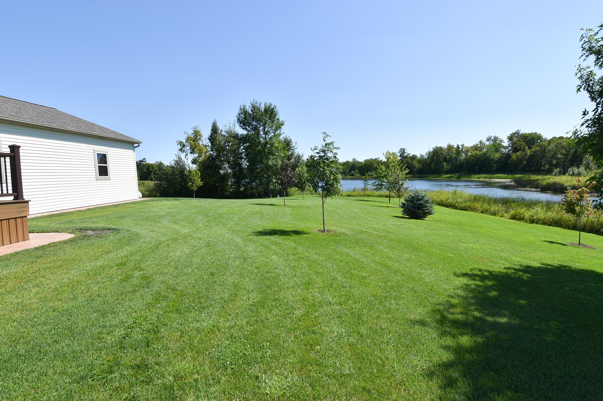 2017 single family home for sale at 39949 Sunset Shores Road SE in Erskine, MN — 3 bed, 2 bath (photo 19 of 37)