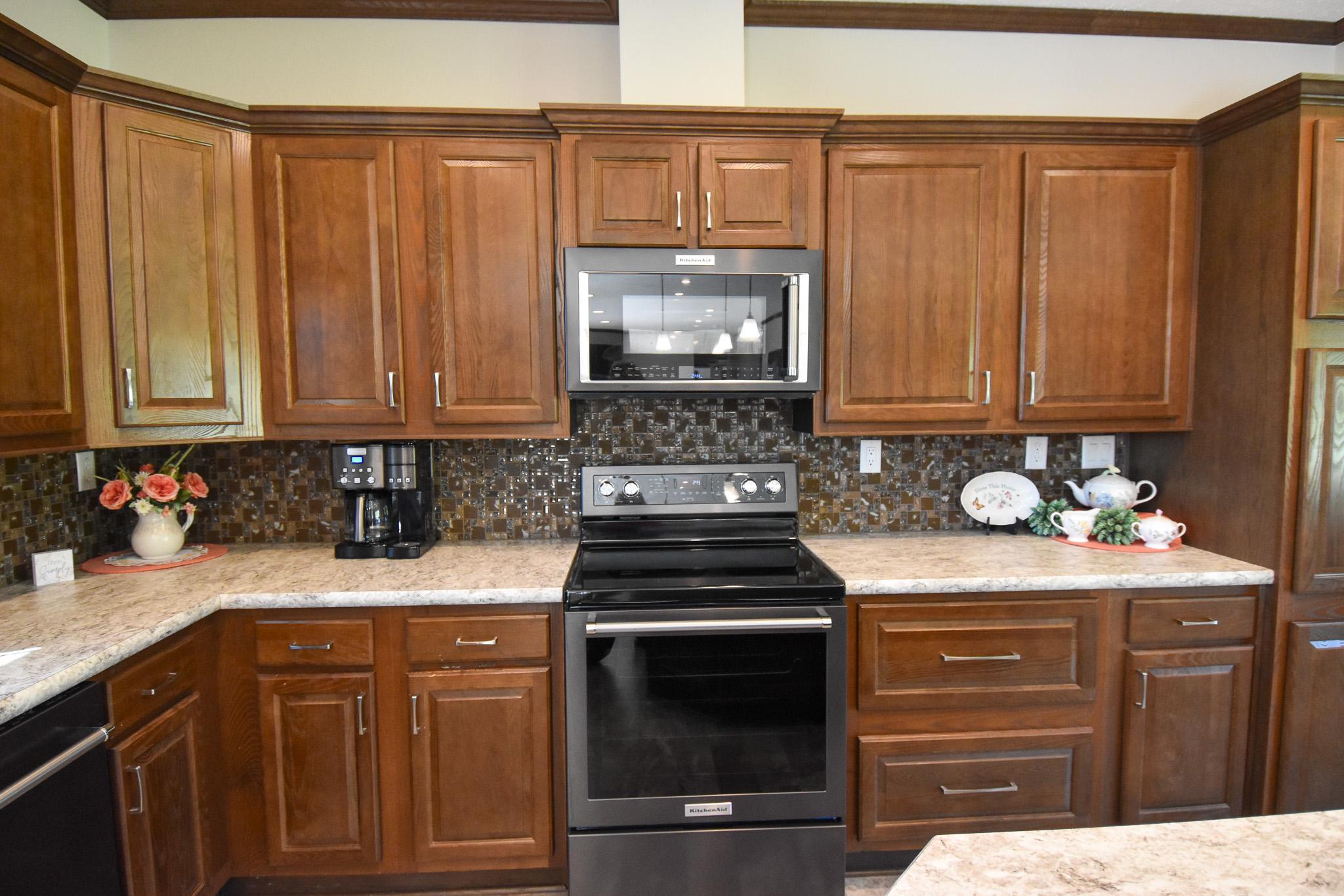 2017 single family home for sale at 39949 Sunset Shores Road SE in Erskine, MN — 3 bed, 2 bath (photo 5 of 37)
