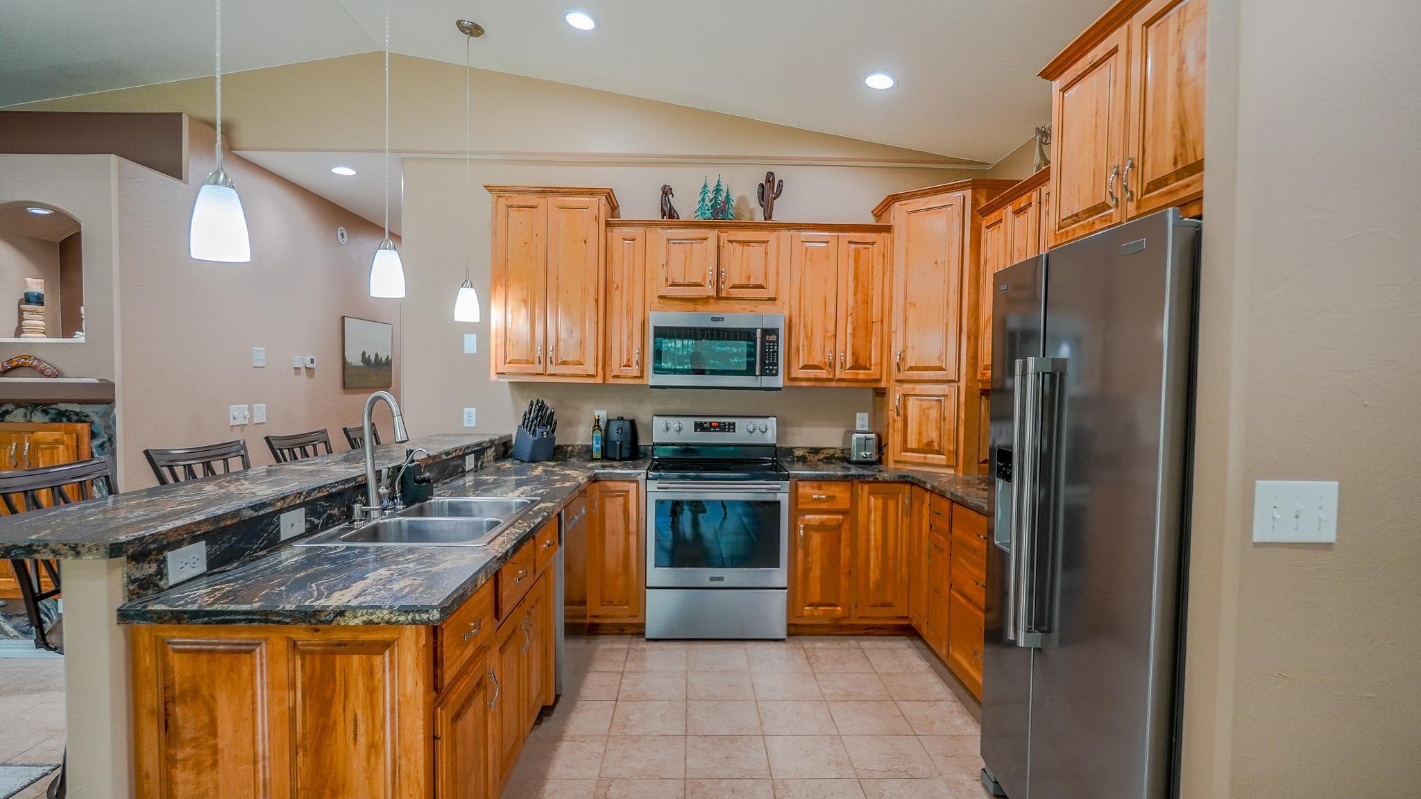 2010 single family home for sale at 44865 267th Avenue in Pelican Rapids, MN — 2 bed, 2 bath (photo 3 of 18)