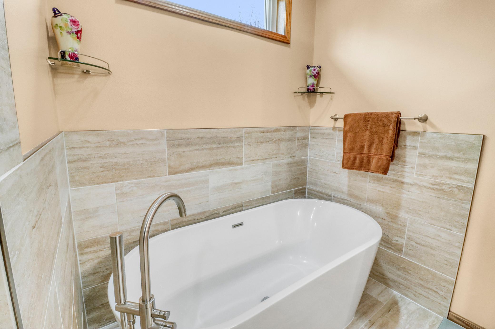 2007 single family home for sale at 29701 Buffalo Run in Rochert, MN — 4 bed, 3 bath (photo 49 of 84)
