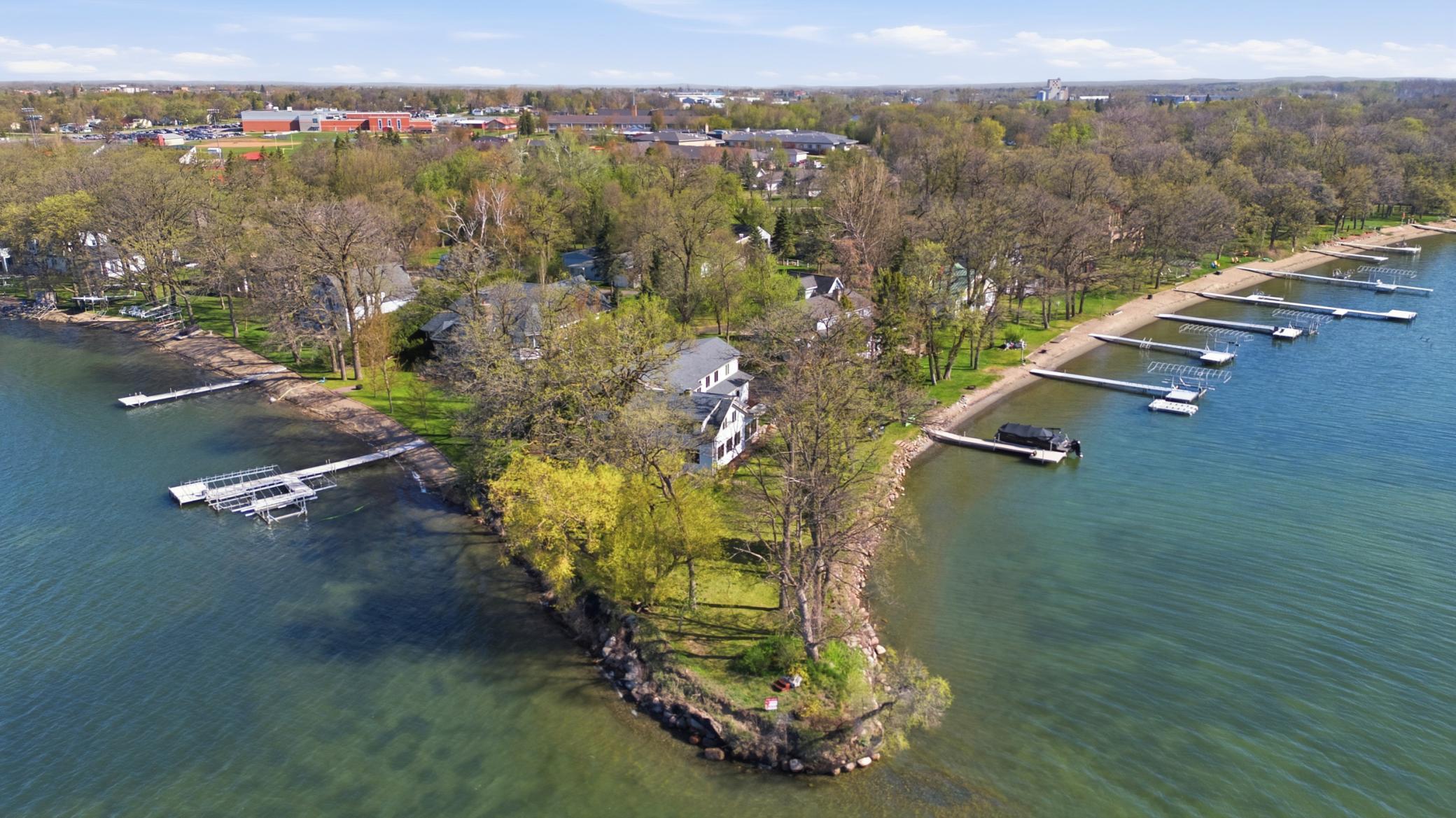 611 N Shore Drive, Detroit Lakes, MN