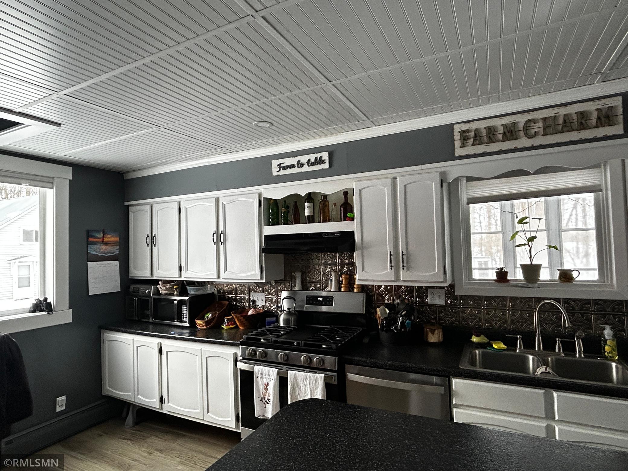 1923 single family home for sale at 22841 Hwy 71 NE, Unit 22841/22843 in Hines, MN — 5 bed, 2 bath (photo 16 of 118)
