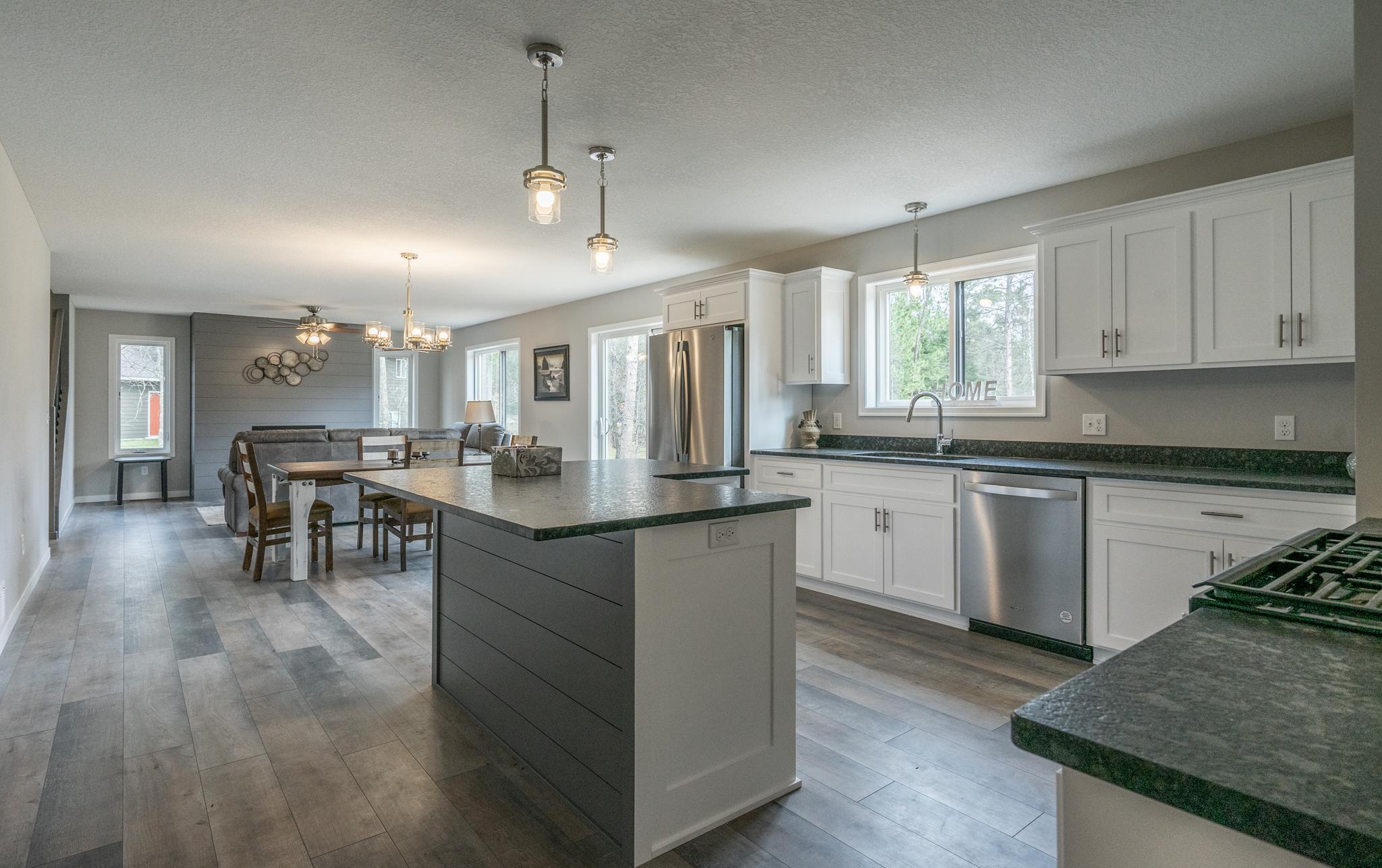 2026 single family home for sale at 9237 Viking Street in Brainerd, MN — 5 bed, 4 bath (photo 9 of 10)