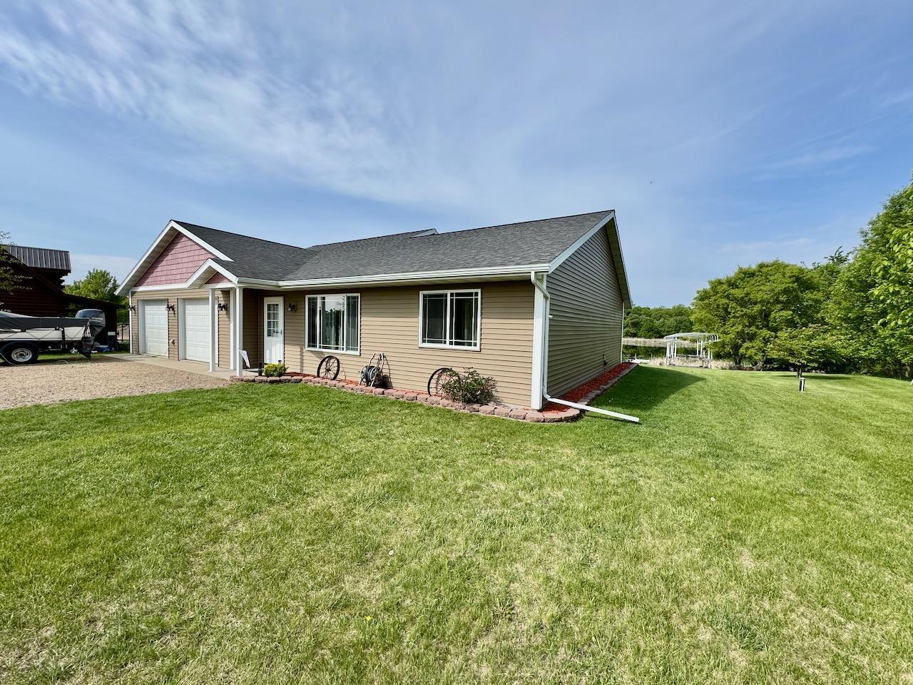 2012 single family home for sale at 32406 Starland Shore Drive in Dent, MN — 3 bed, 2 bath (photo 21 of 23)