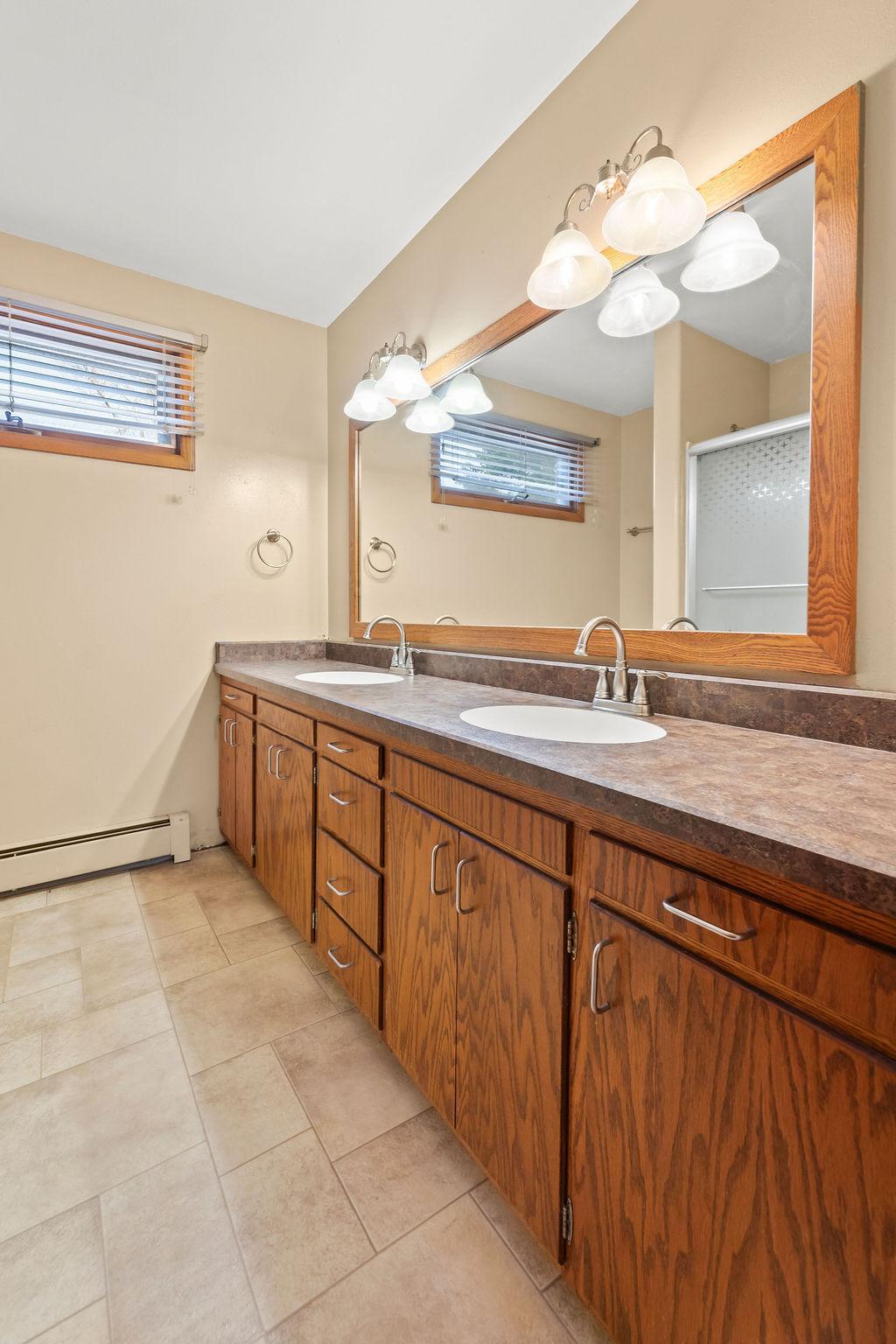 2807 Edgewood Drive N, Fargo ND 58102 - Photo 22 of 50