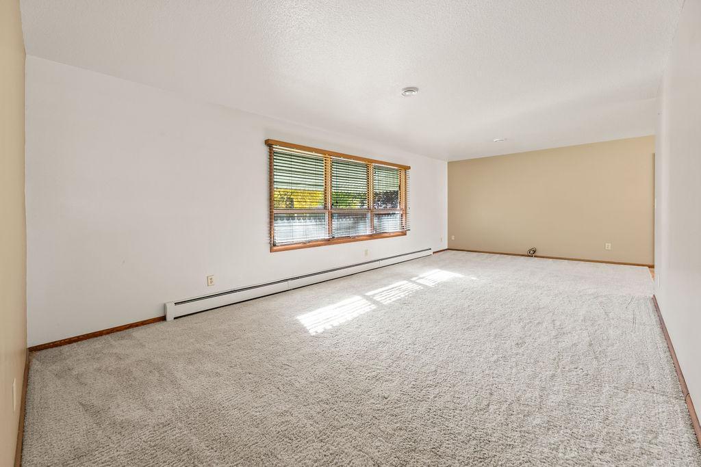 2807 Edgewood Drive N, Fargo ND 58102 - Photo 4 of 50