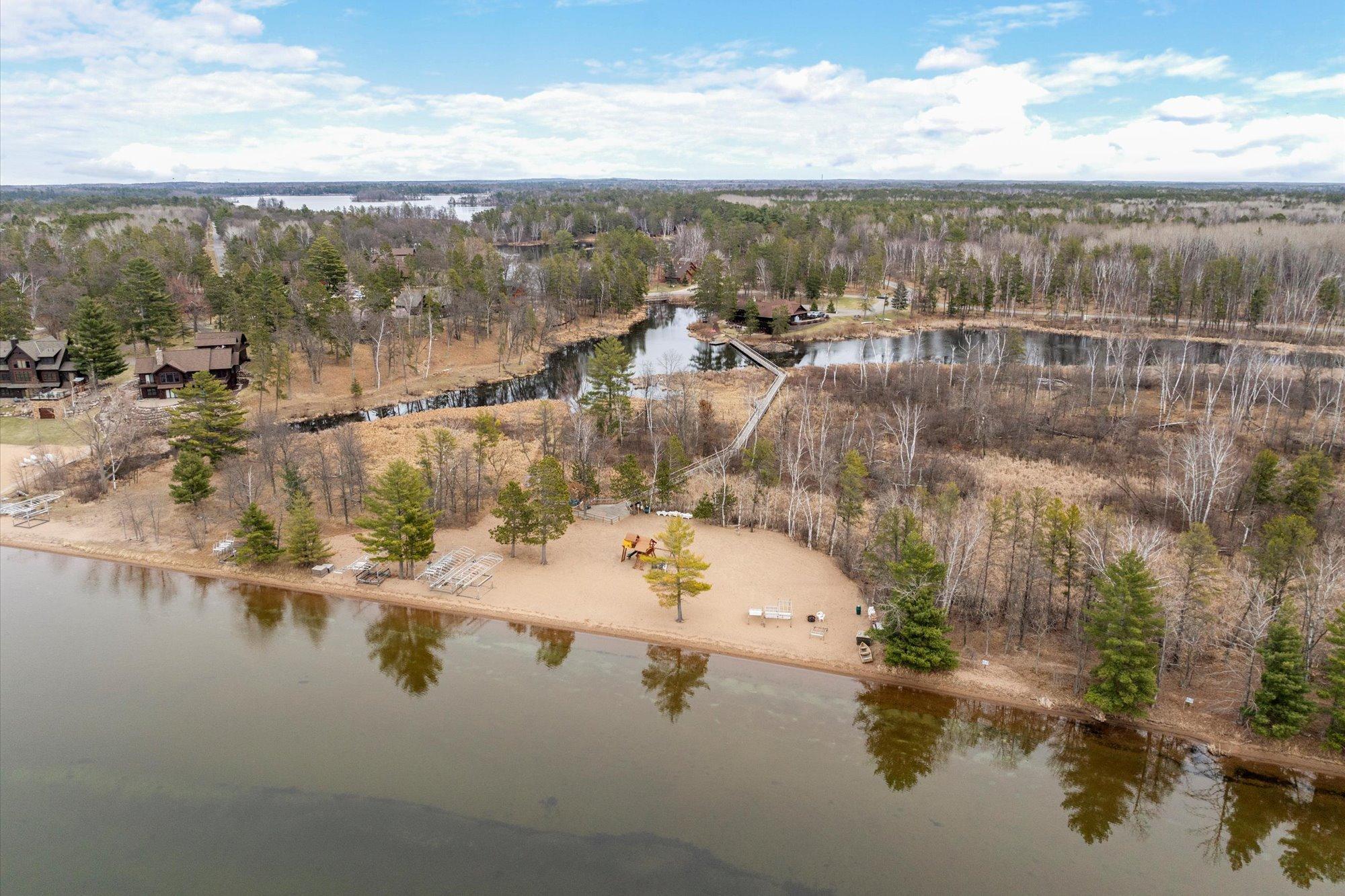 2014 single family home for sale at 11472 Lynn Boyd Way in Crosslake, MN — 4 bed, 4 bath (photo 39 of 48)
