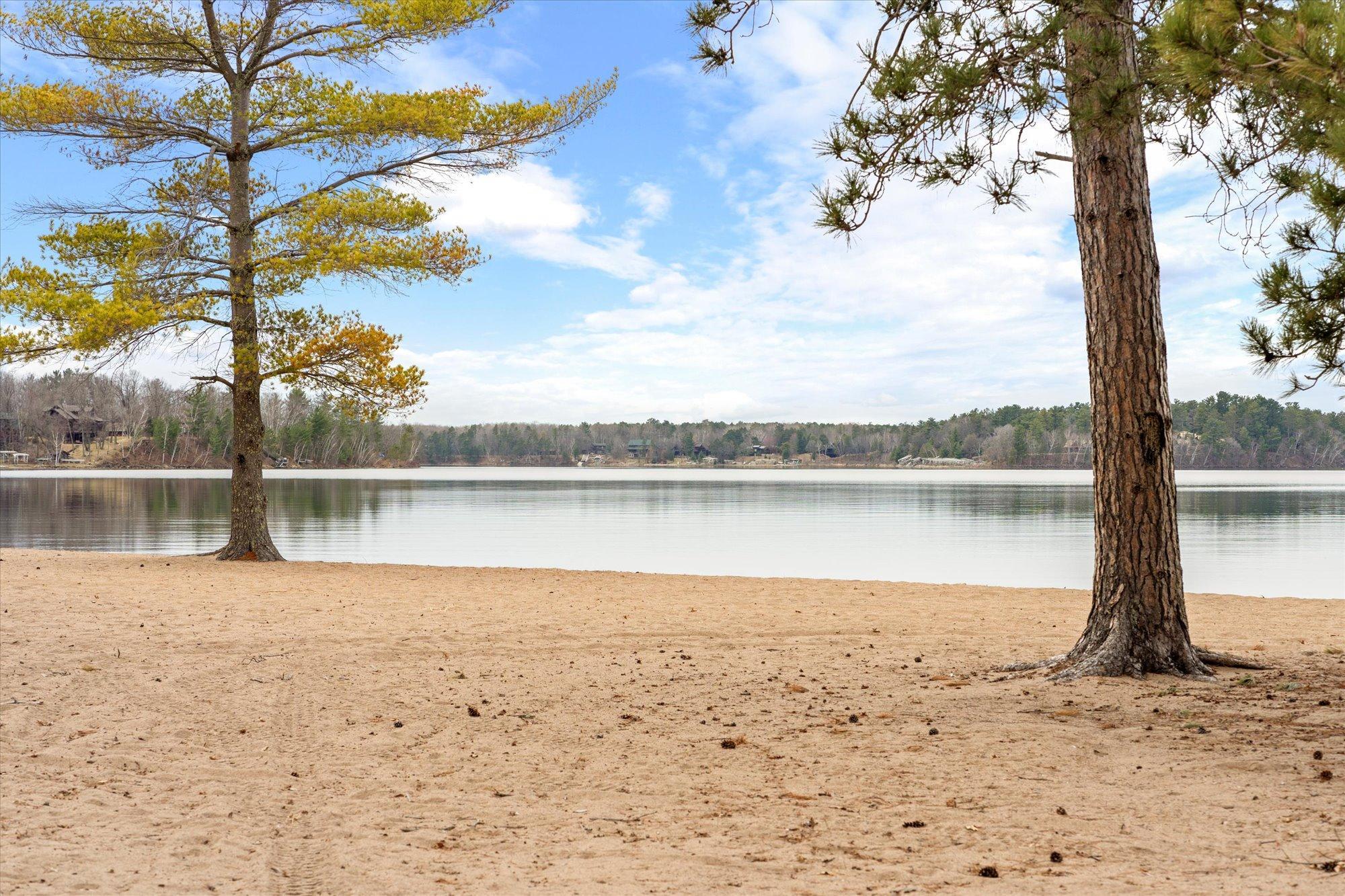 2014 single family home for sale at 11472 Lynn Boyd Way in Crosslake, MN — 4 bed, 4 bath (photo 42 of 48)