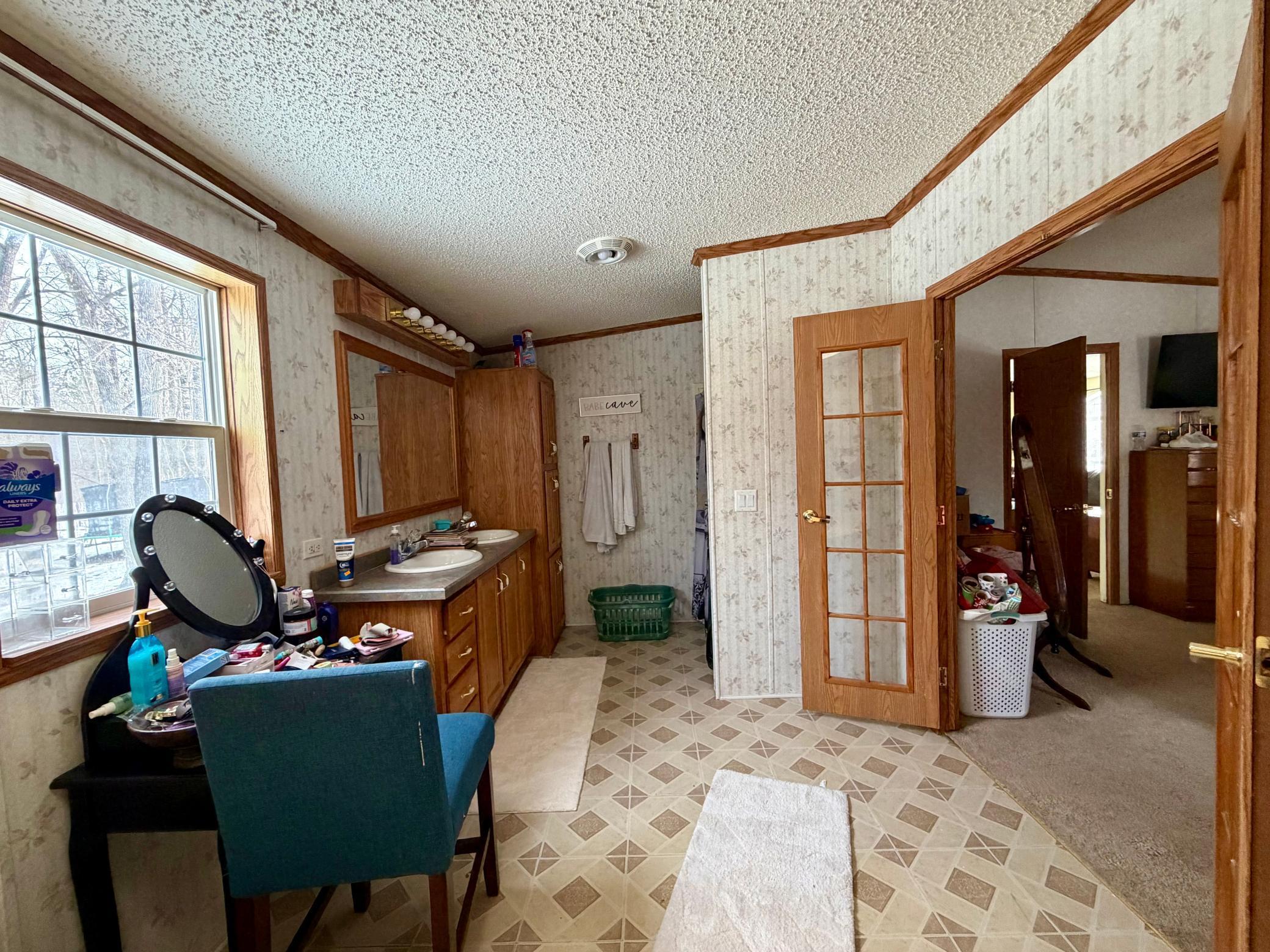 2002 single family home for sale at 3911 Alder Street NE in Bemidji, MN — 4 bed, 2 bath (photo 11 of 12)