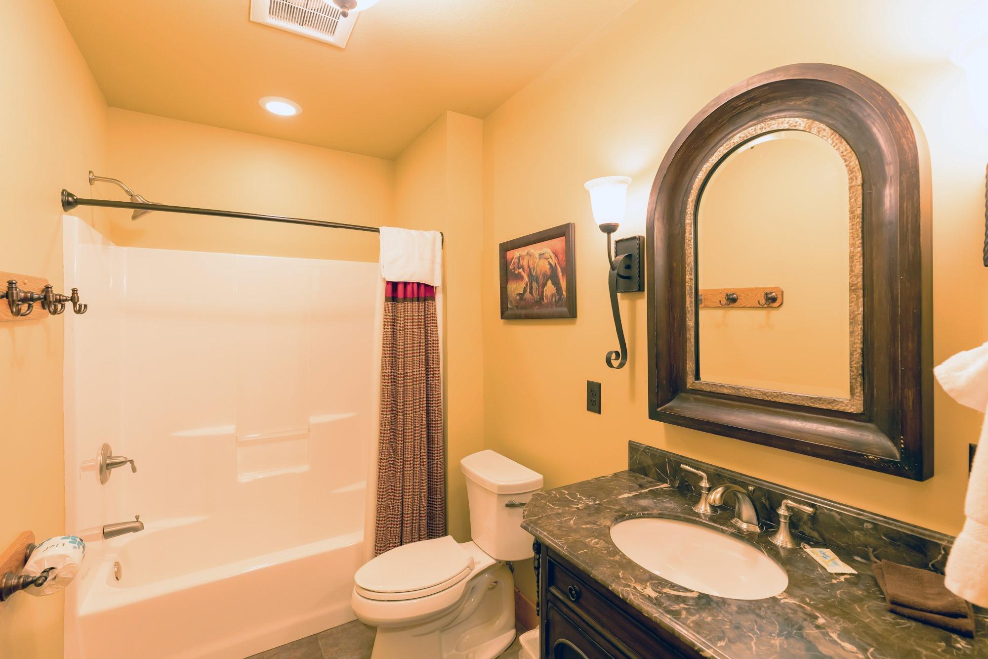 2011 single family home for sale at 11447 Lynn Boyd Way in Crosslake, MN — 4 bed, 4 bath (photo 21 of 50)