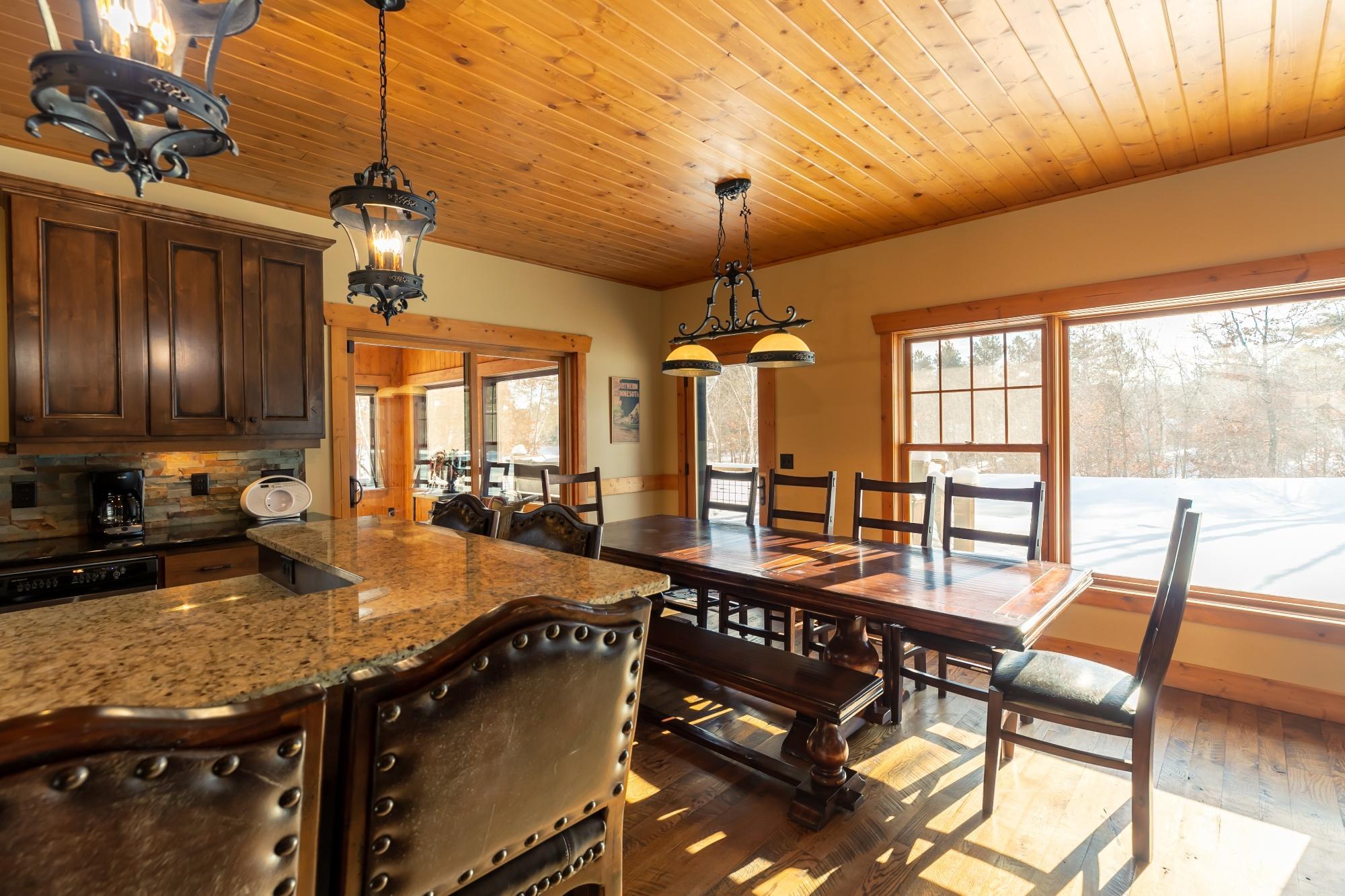 2011 single family home for sale at 11447 Lynn Boyd Way in Crosslake, MN — 4 bed, 4 bath (photo 6 of 50)