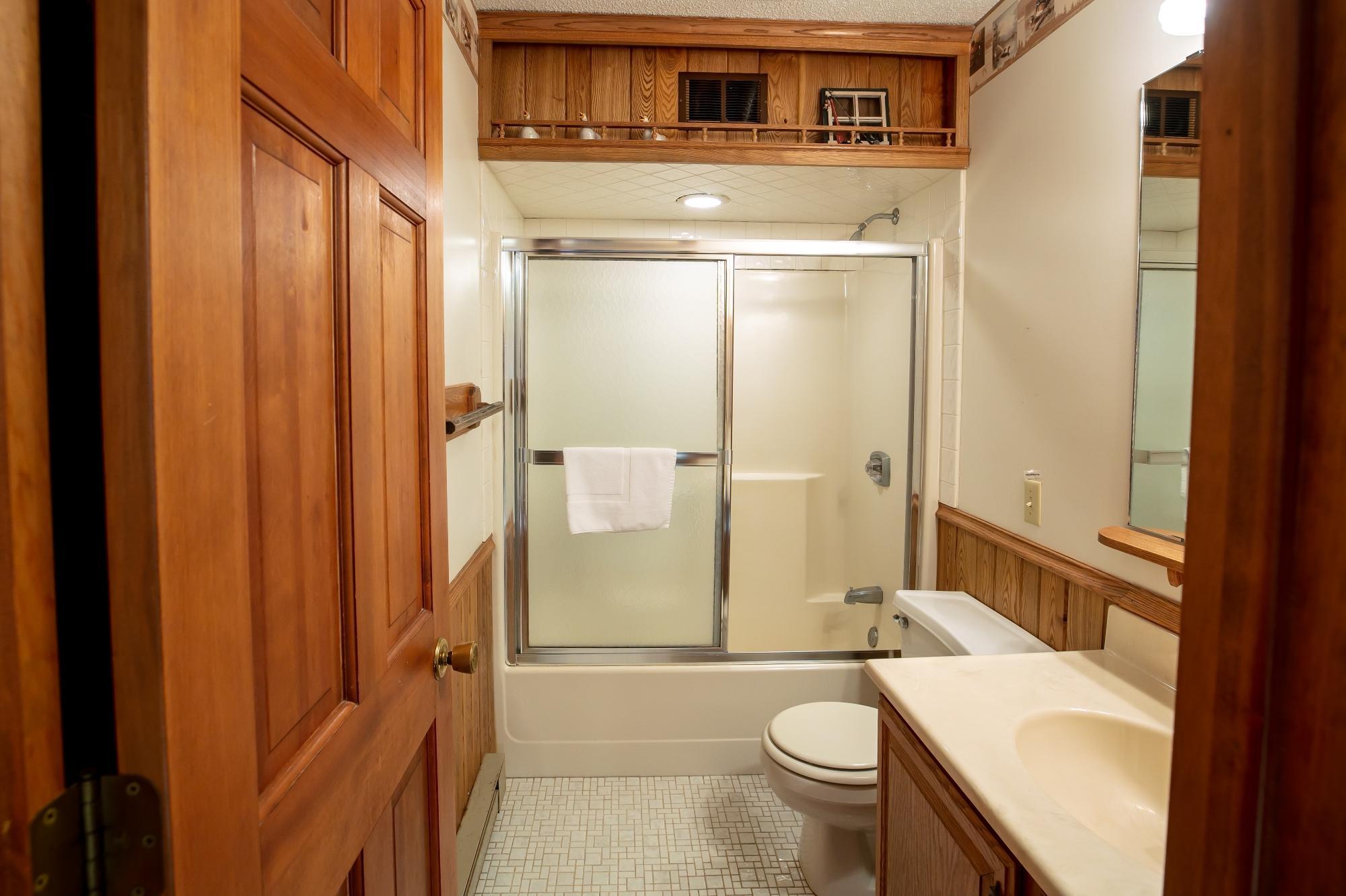 1988 single family home for sale at 11515 Camelia in Crosslake, MN — 3 bed, 2 bath (photo 9 of 30)