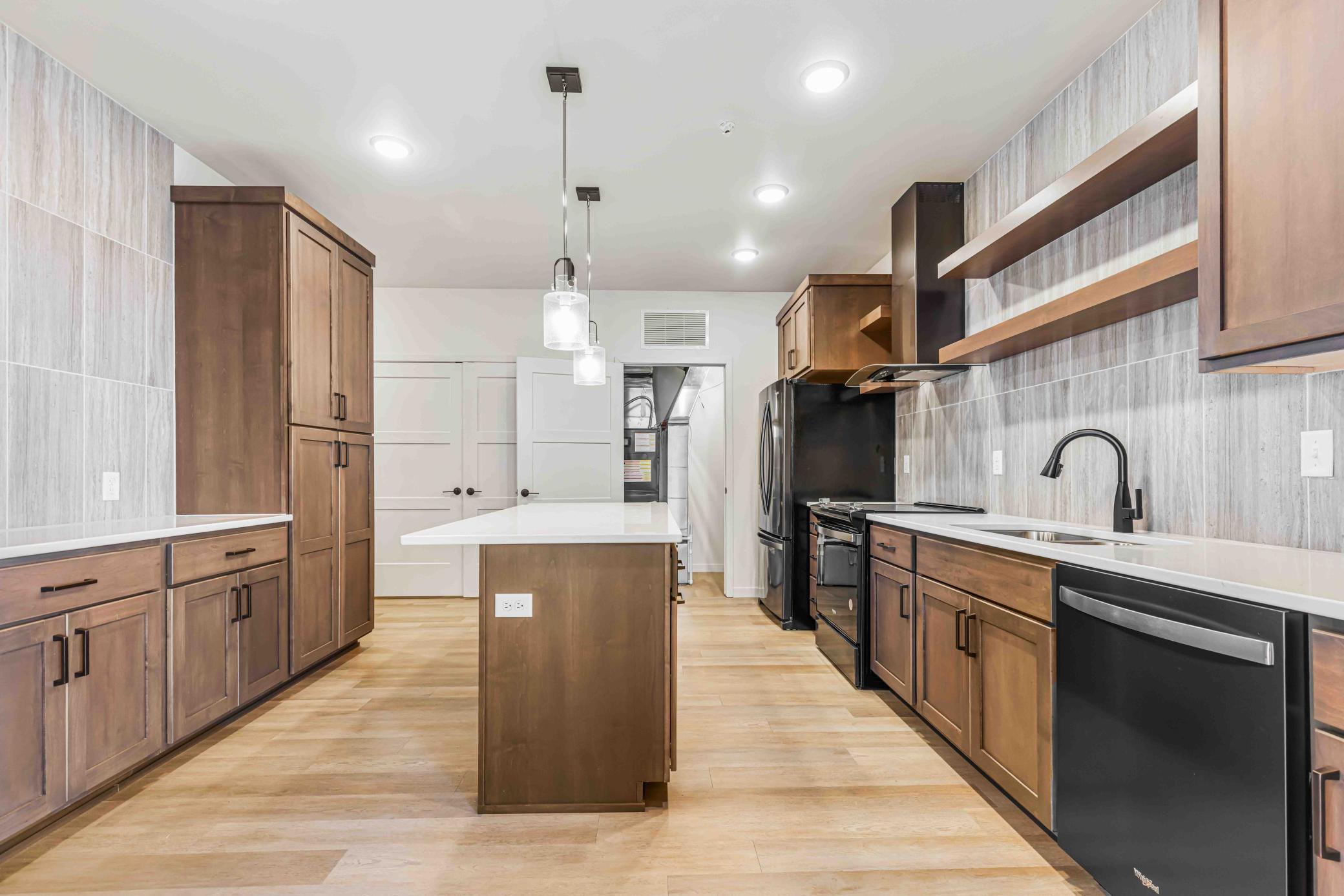 2023 condo for sale at 300 Main Avenue, Unit 511 in Fargo, ND — 1 bed, 1 bath (photo 18 of 40)