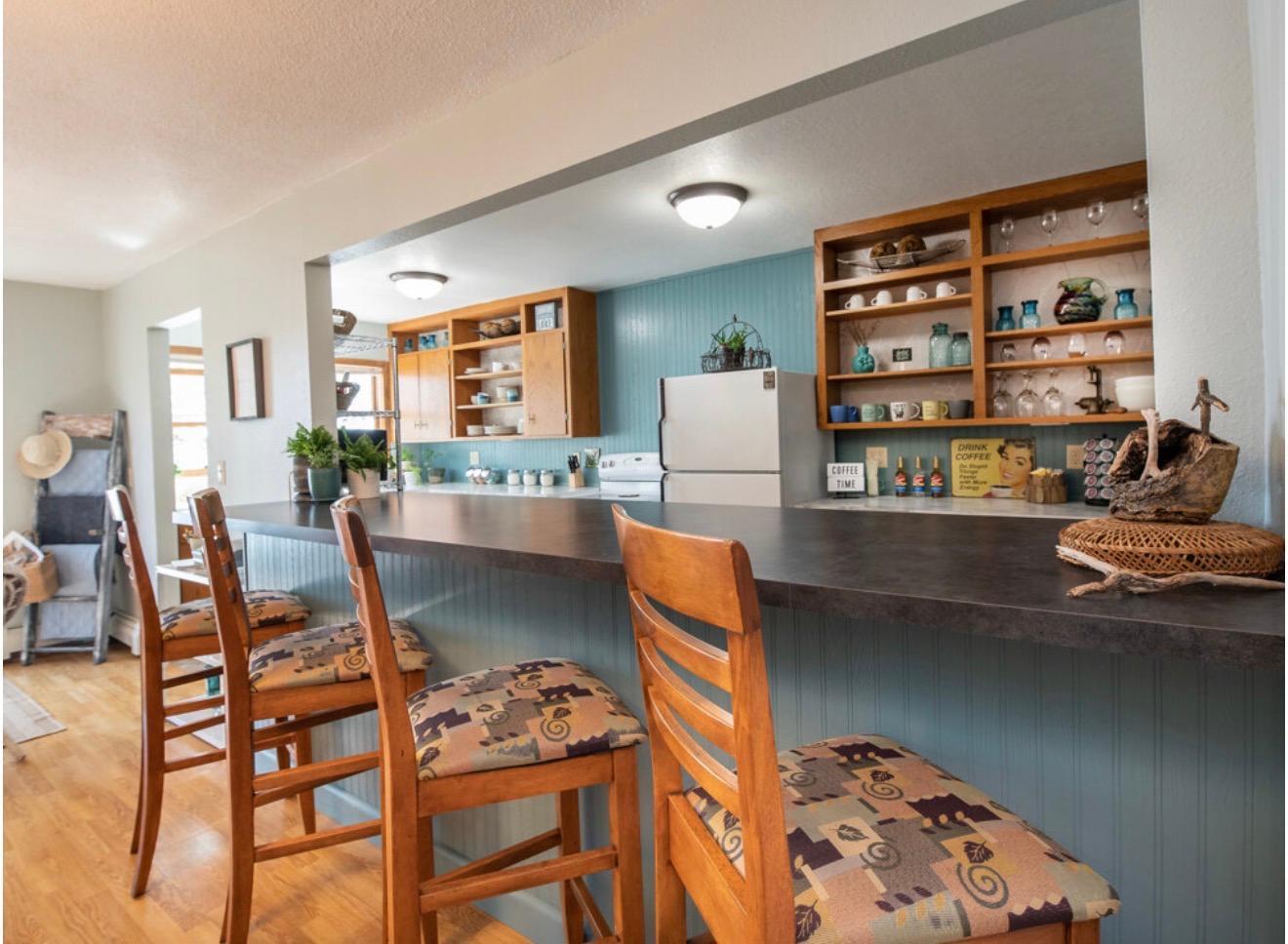 1950 single family home for sale at 124 Park Street in Erskine, MN — 6 bed, 3 bath (photo 4 of 70)