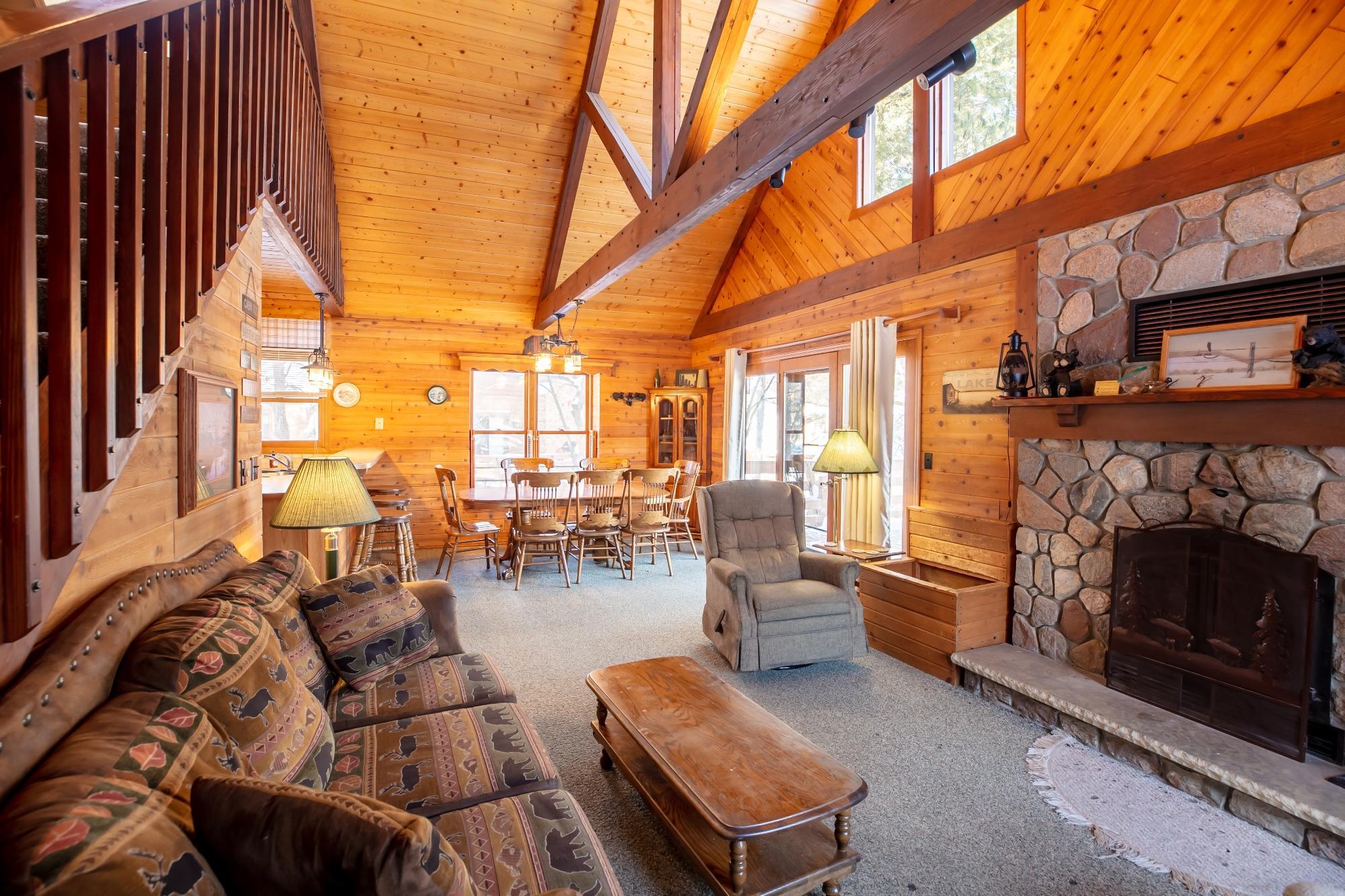 1994 single family home for sale at 11572 Harbor Lane in Crosslake, MN — 5 bed, 3 bath (photo 3 of 41)