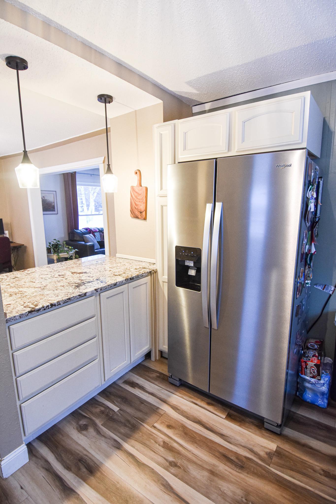 1905 single family home for sale at 720 Arnold Avenue N in Thief River Falls, MN — 3 bed, 2 bath (photo 11 of 35)