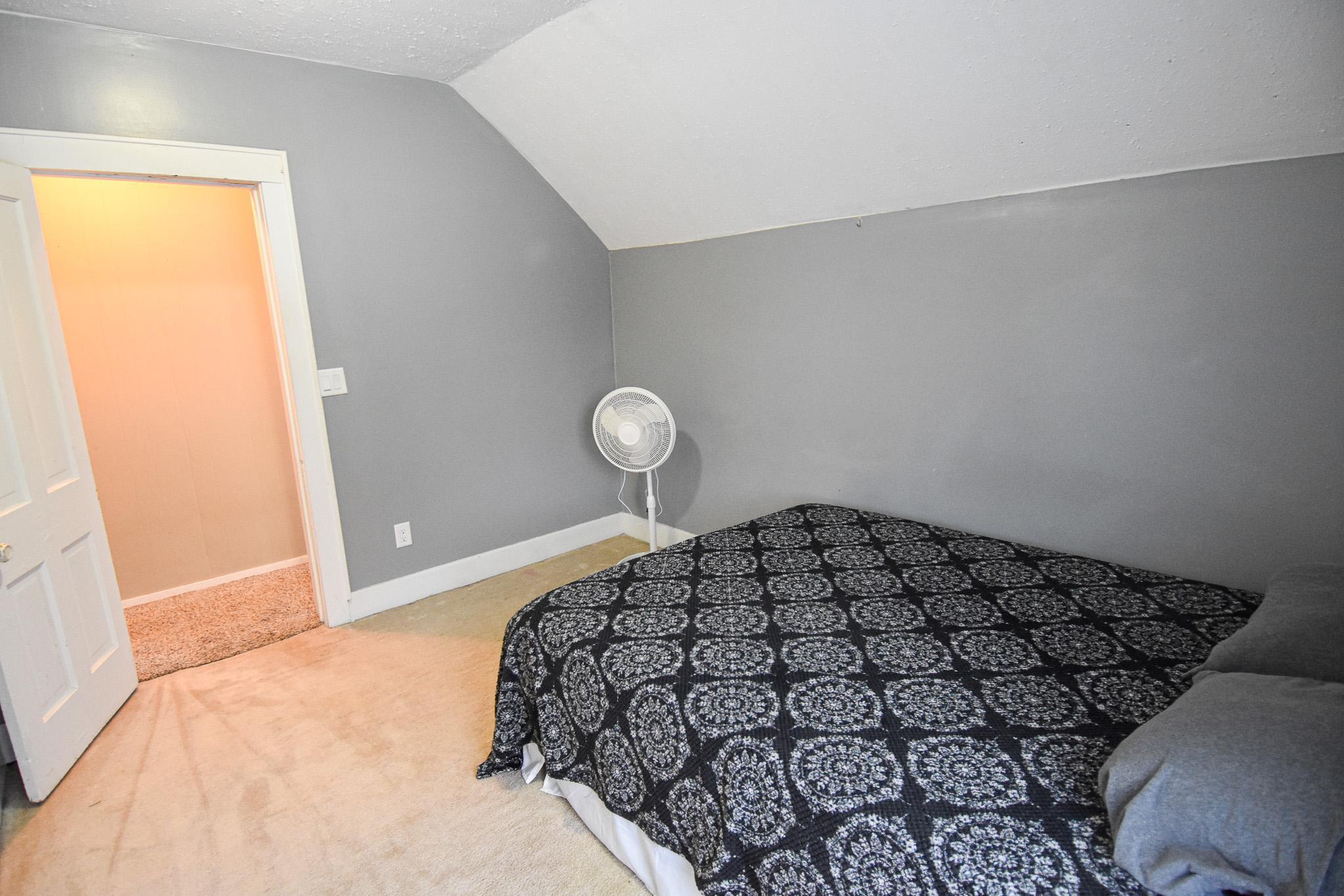 1905 single family home for sale at 720 Arnold Avenue N in Thief River Falls, MN — 3 bed, 2 bath (photo 26 of 35)