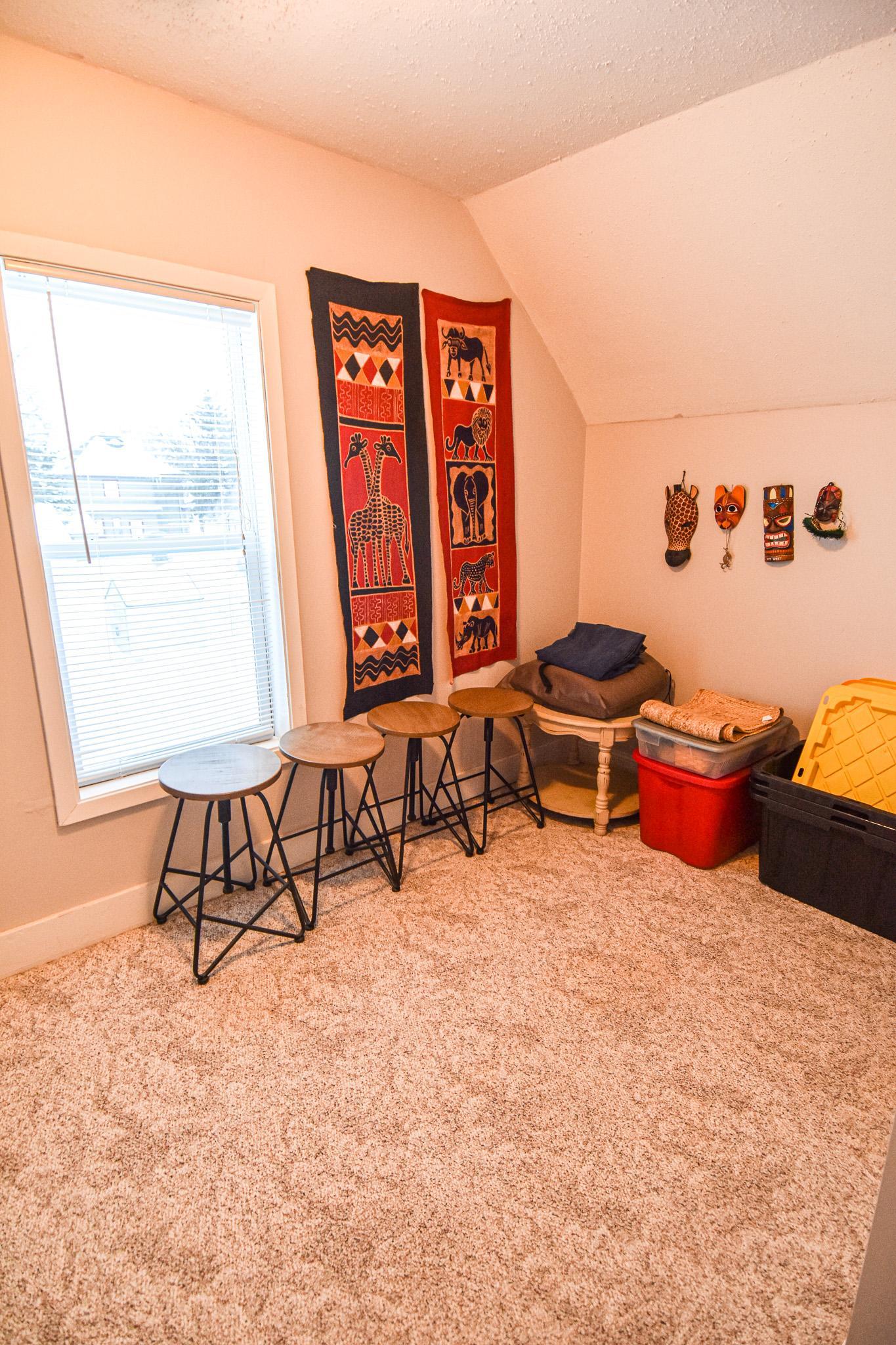 1905 single family home for sale at 720 Arnold Avenue N in Thief River Falls, MN — 3 bed, 2 bath (photo 28 of 35)
