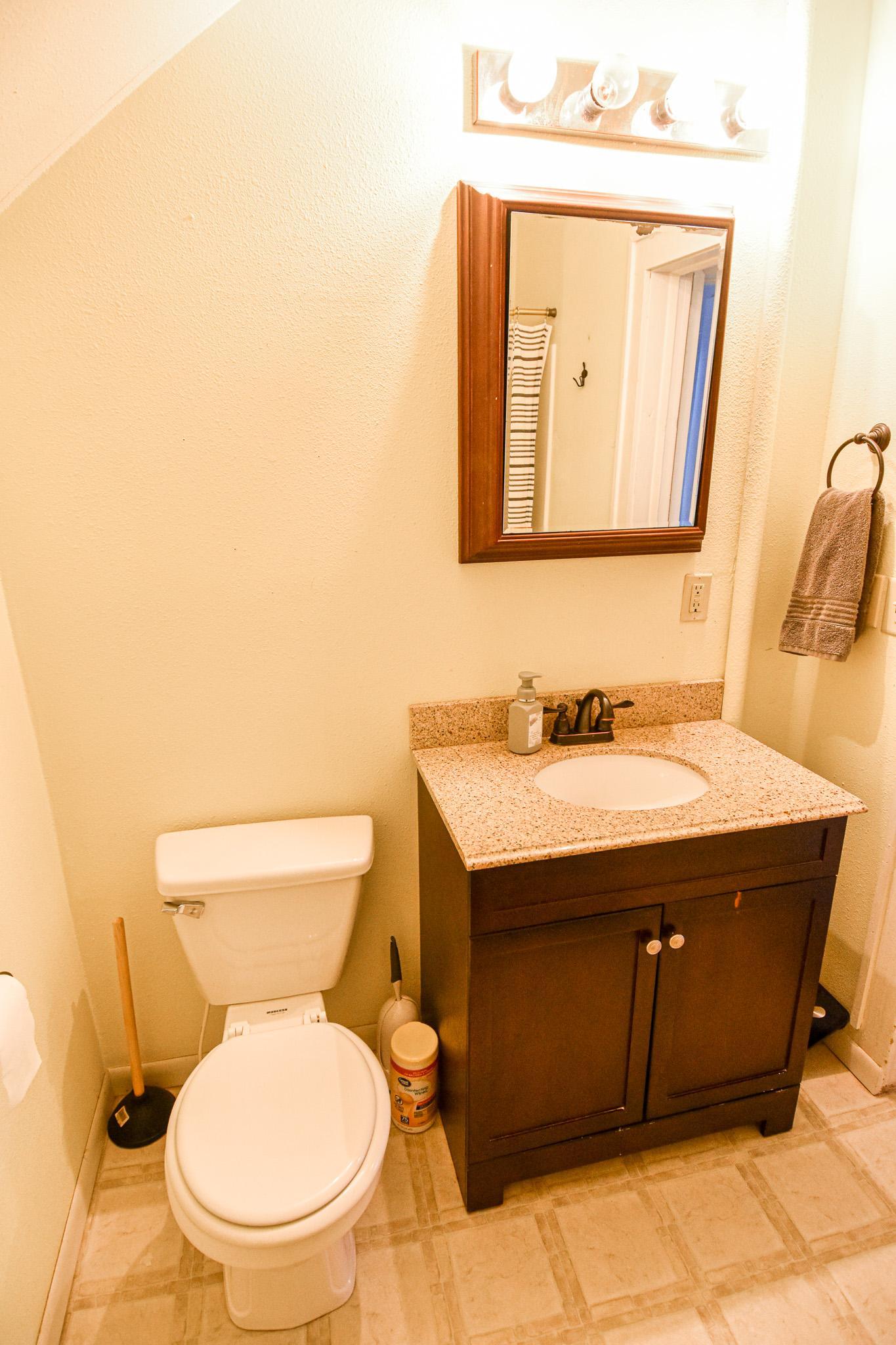 1905 single family home for sale at 720 Arnold Avenue N in Thief River Falls, MN — 3 bed, 2 bath (photo 29 of 35)
