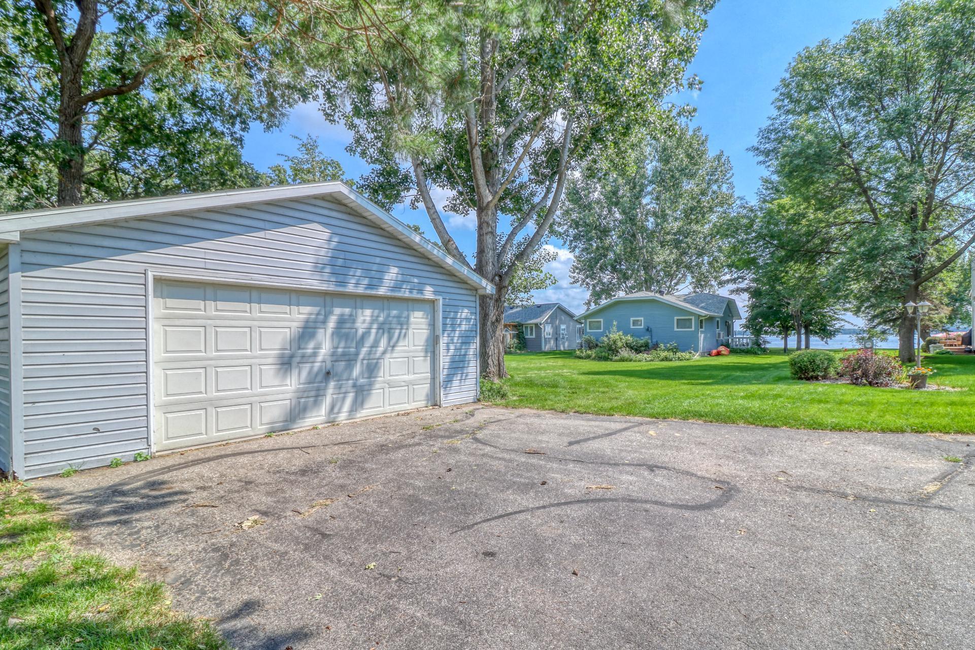 1936 single family home for sale at 51256 County Highway 9 in Pelican Rapids, MN — 3 bed, 1 bath (photo 4 of 41)